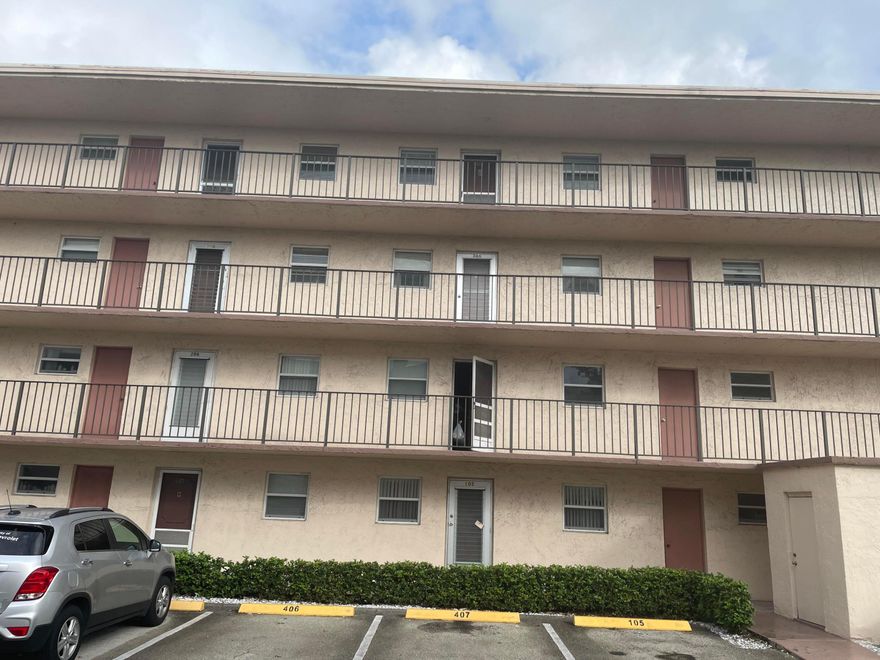 Fantastically located ground floor condo with canal views. Gently used condo sold furnished. Features Walk-in showering large porch.
