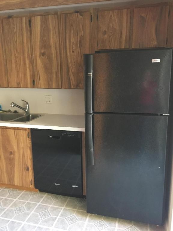 SANDALWOOD ESTATES - Residential Lease