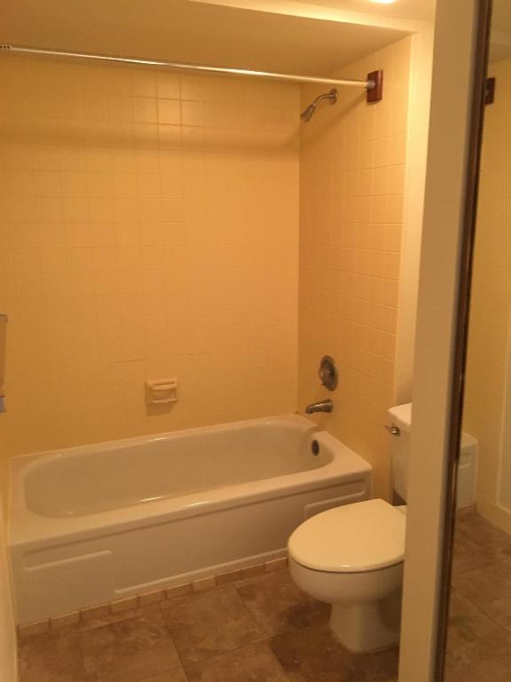 SANDALWOOD ESTATES - Residential Lease