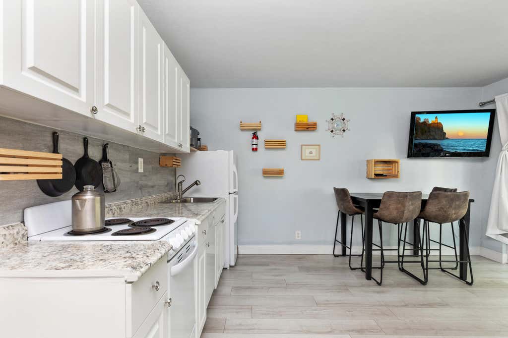 Photo of 505 NE 20TH Avenue #112, Deerfield Beach, FL 33441 (MLS # B26059546)
