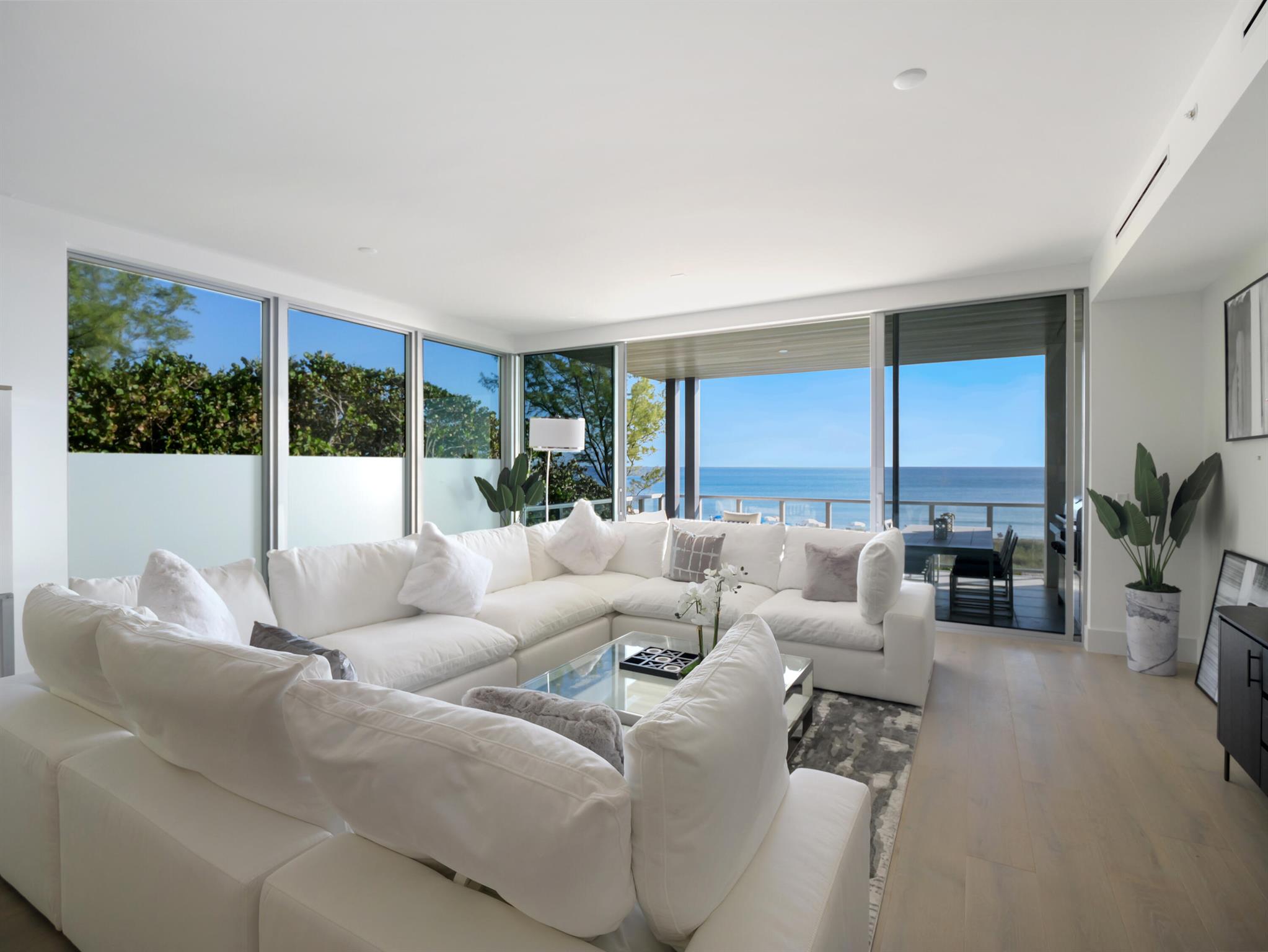 1625 OCEAN - Residential
