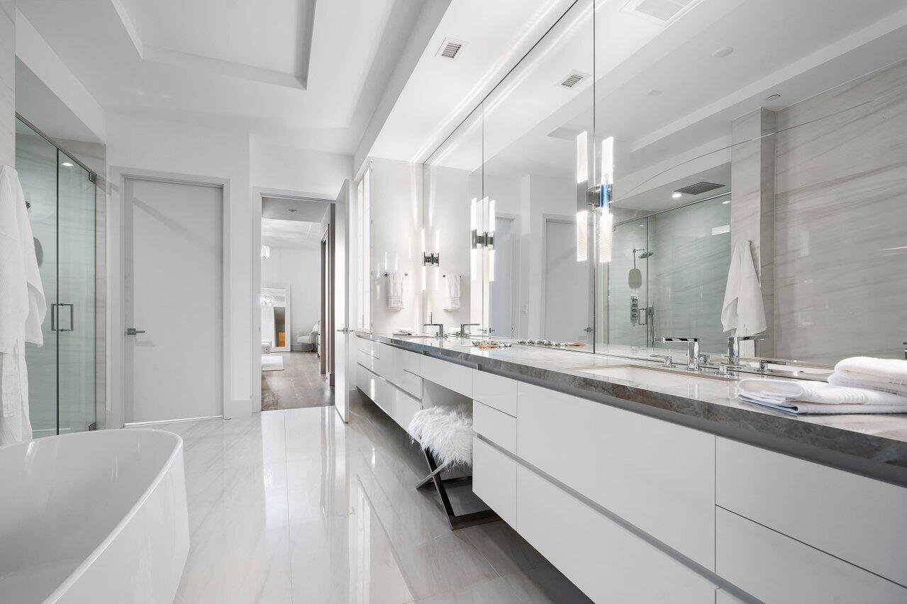 1625 OCEAN - Residential