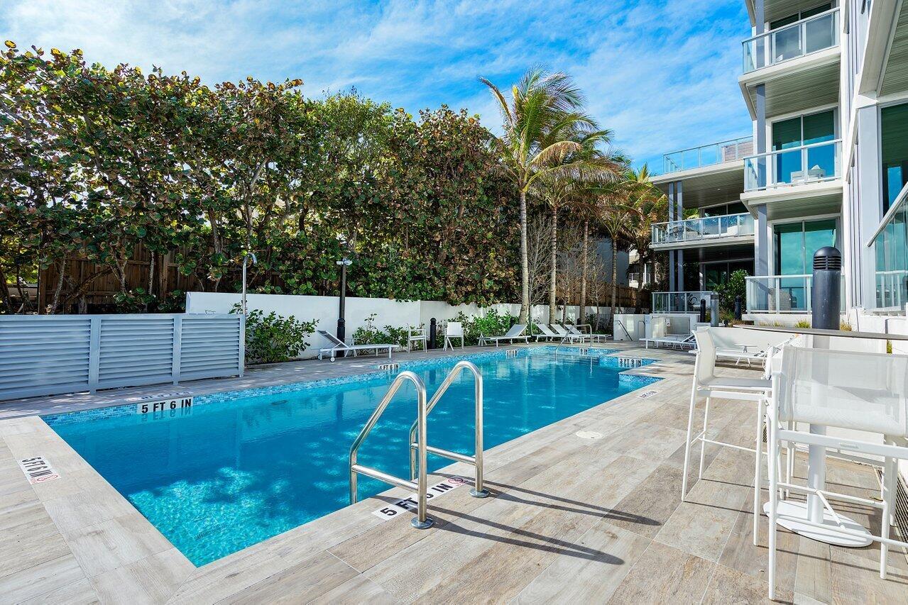 1625 OCEAN - Residential