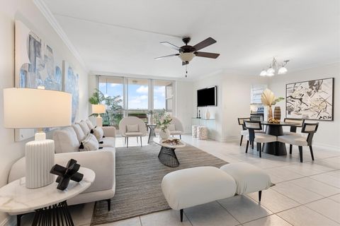 Condominium in Lauderdale By The Sea FL 5200 OCEAN BLVD Blvd.jpg