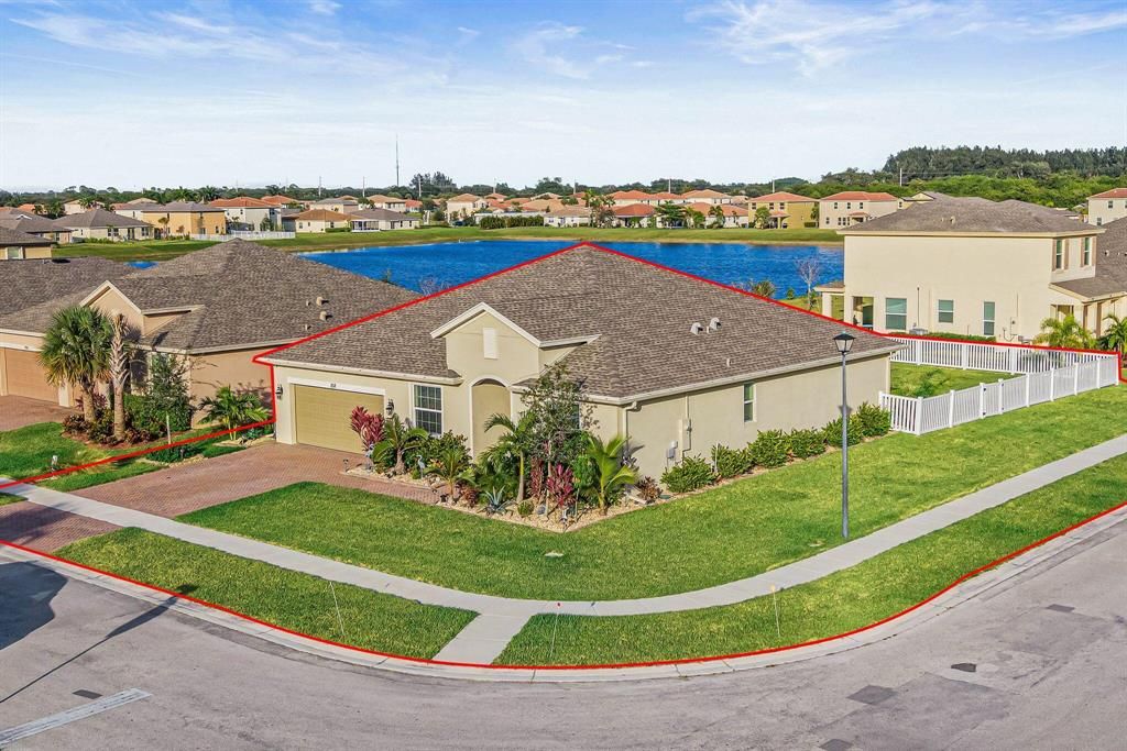 Photo of 858 Gairloch Lane, Fort Pierce, FL 34947 (MLS # R10758544)