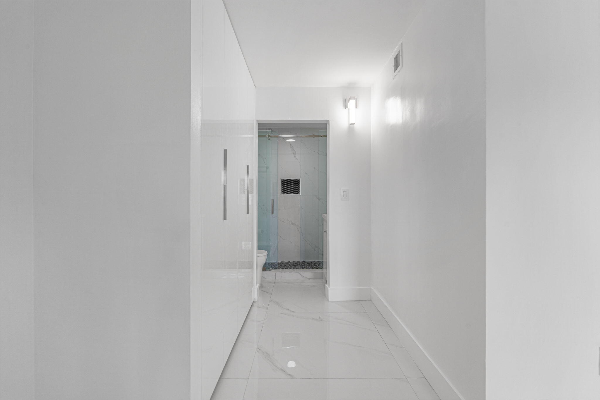 WEST LAKE VILLAGE II CONDO PH V - Residential