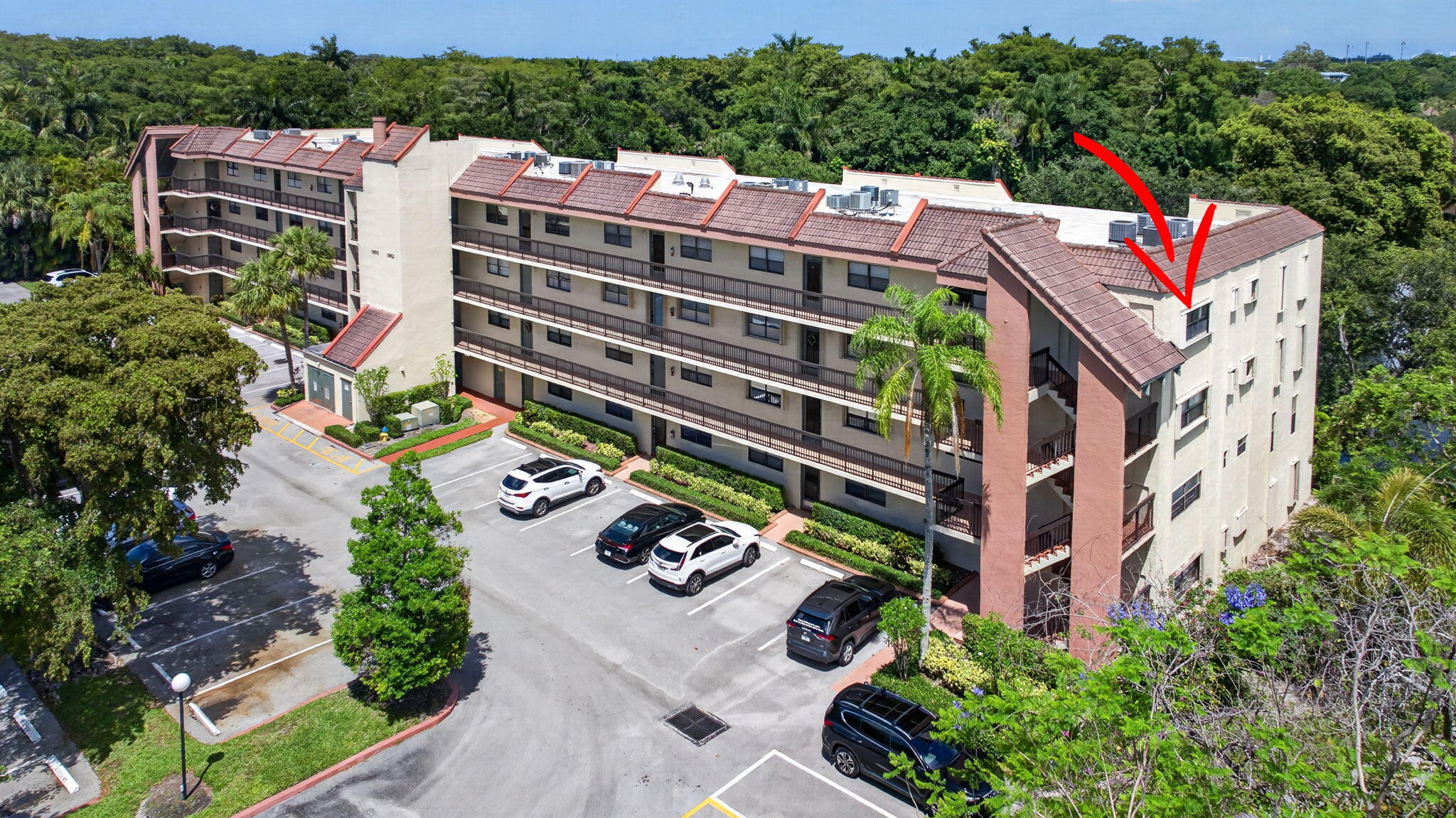 HAMMOCKS-LAKE FOREST CONDO - Residential
