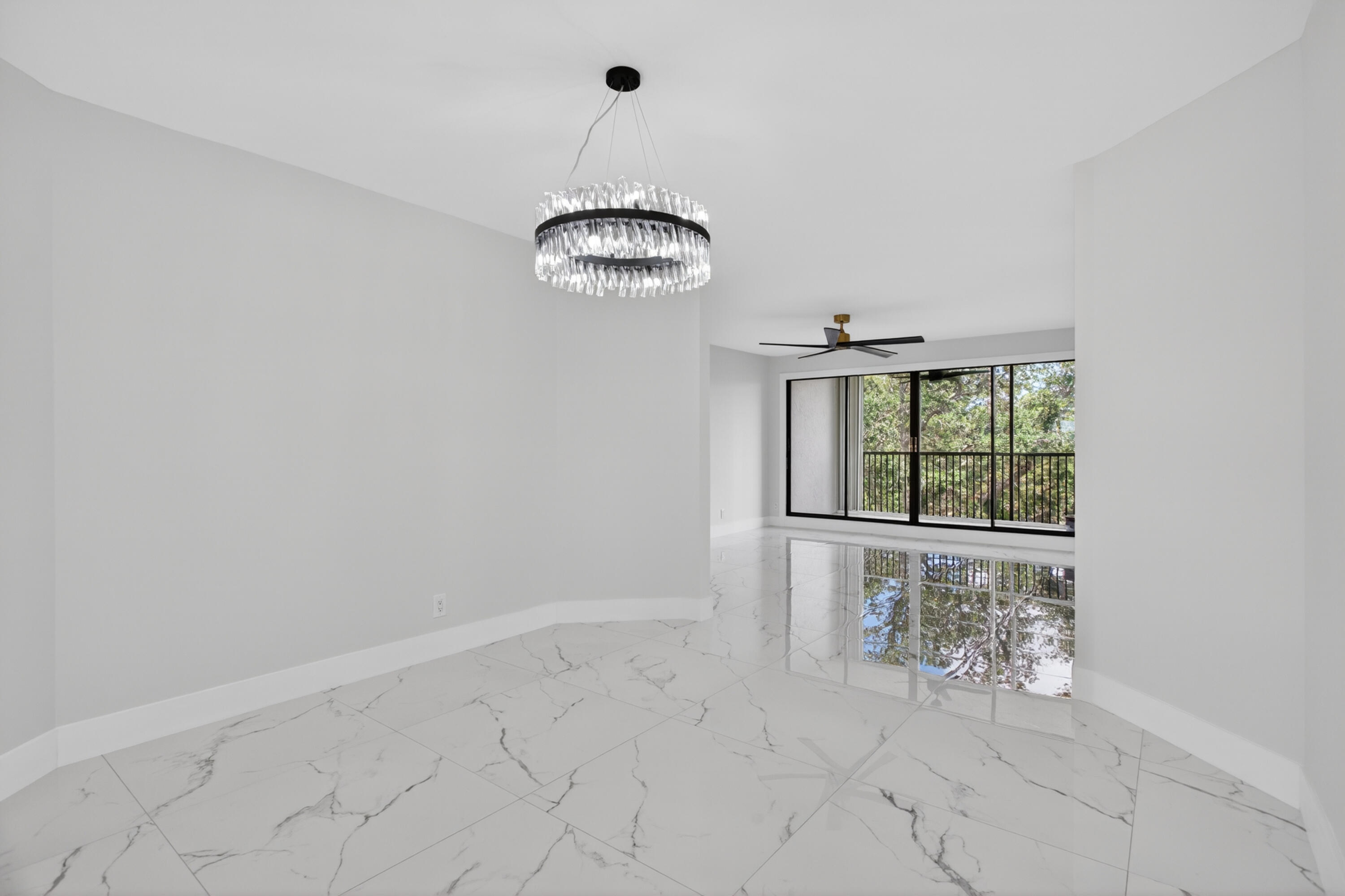 HAMMOCKS-LAKE FOREST CONDO - Residential