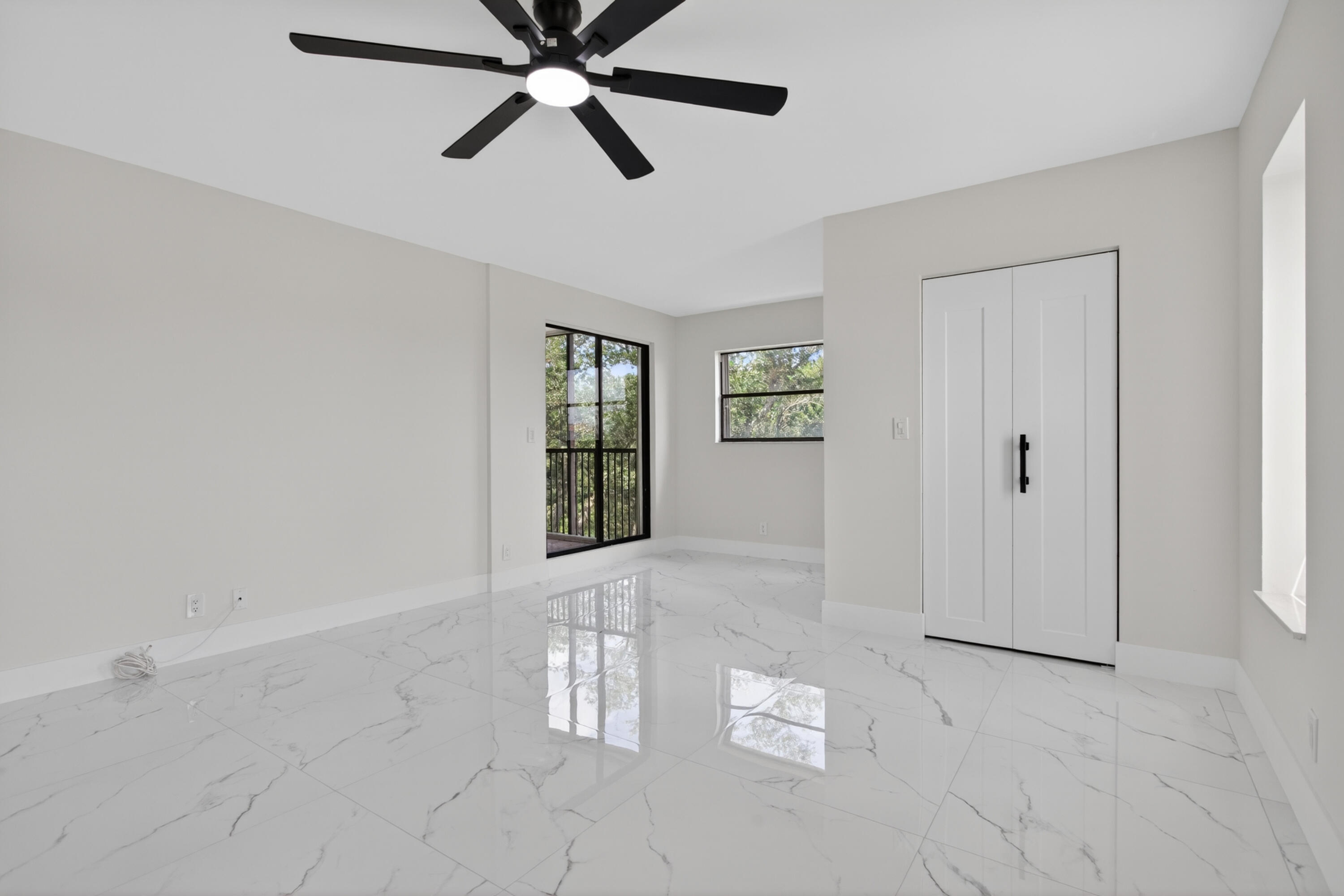 HAMMOCKS-LAKE FOREST CONDO - Residential