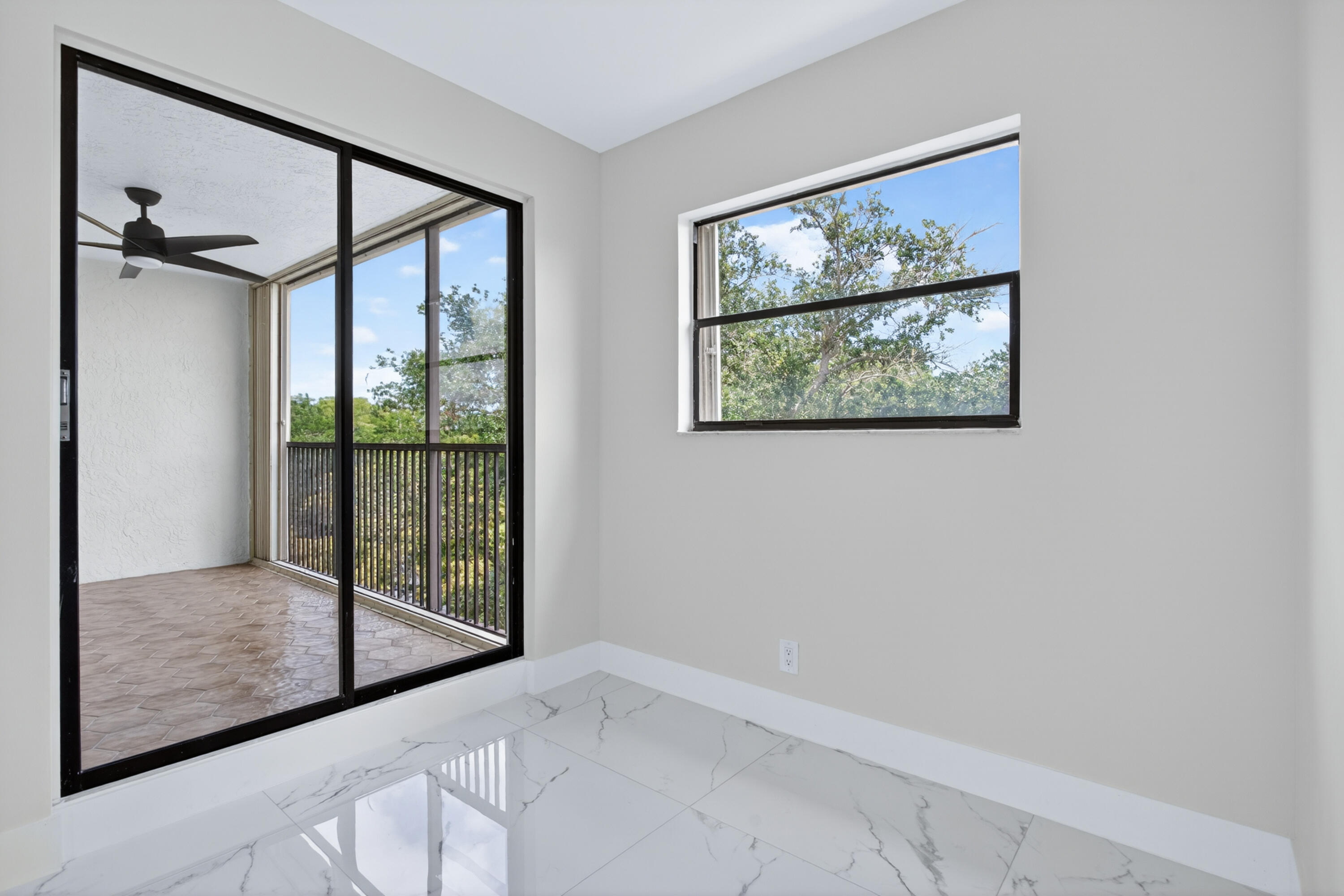 HAMMOCKS-LAKE FOREST CONDO - Residential