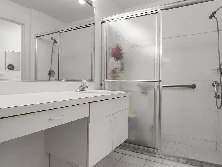 Kings Isle phase 111 - Residential