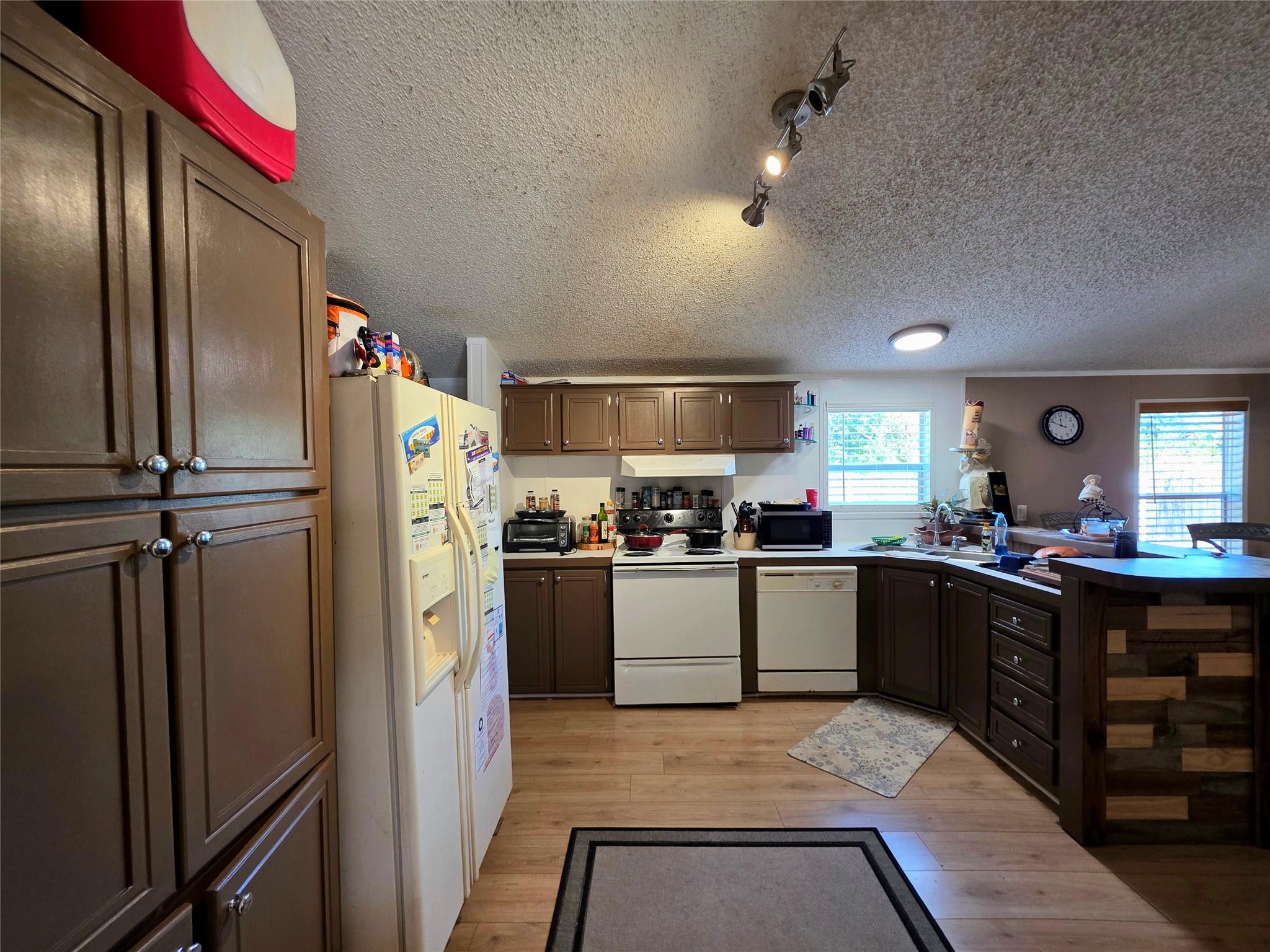 Sun N Lakes - Residential