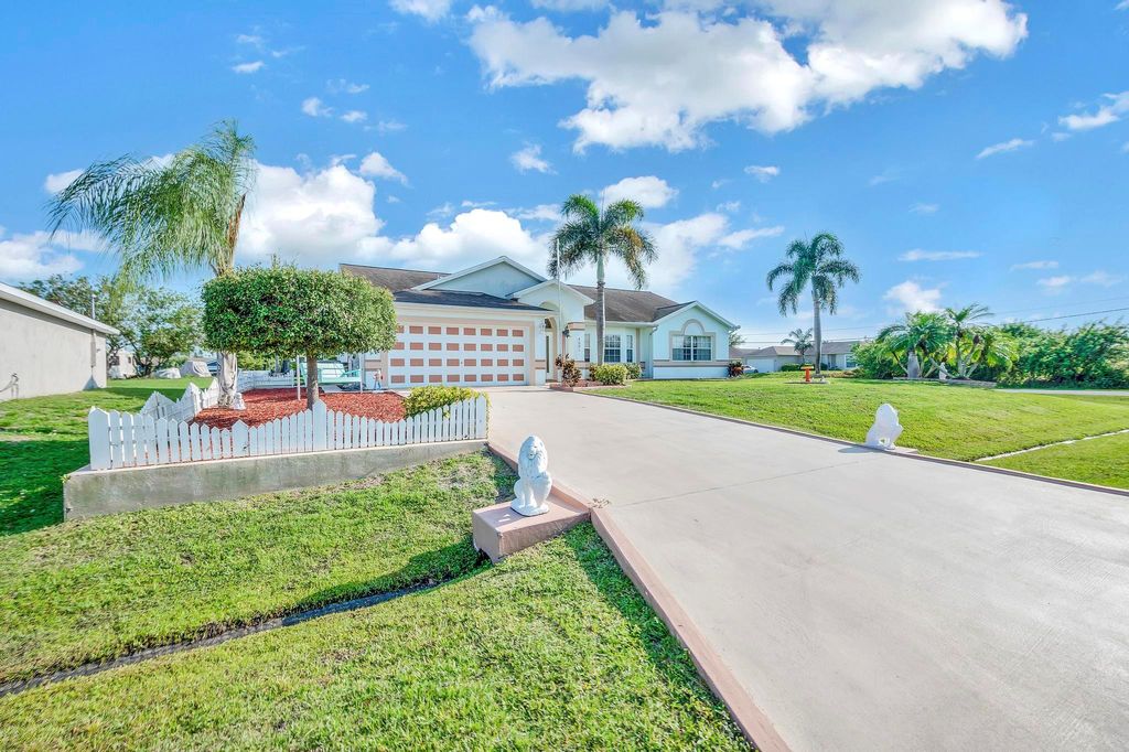 Photo of 4691 SW Nackman Terrace, Port St Lucie, FL 34953 (MLS # R10887395)