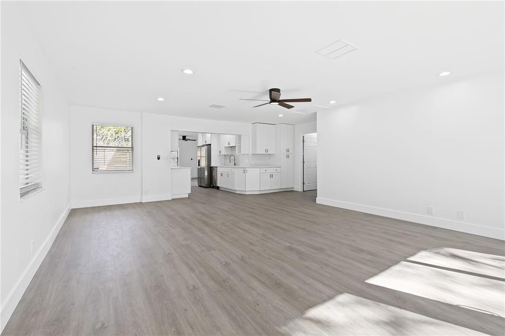 Prospect Gardens 22-26 B - Residential