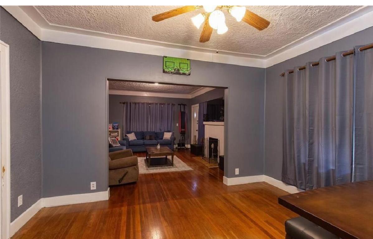 S/D OF 21-44-43, W 1/2 IN - Residential