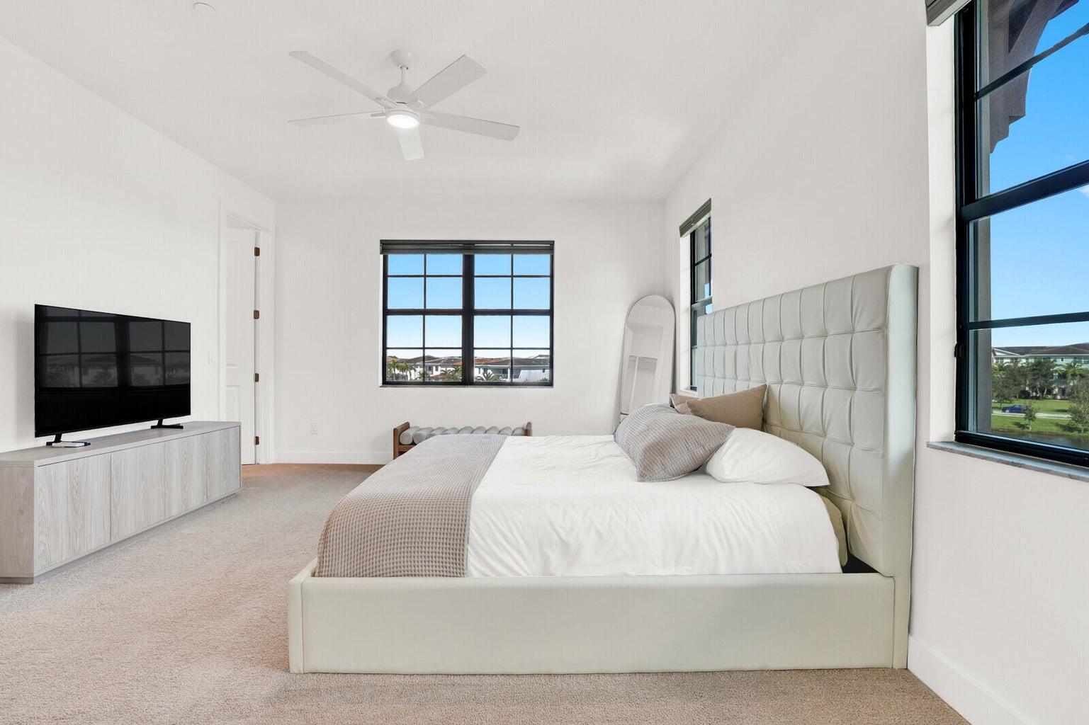 ALTON NEIGHBORHOOD - Residential Lease