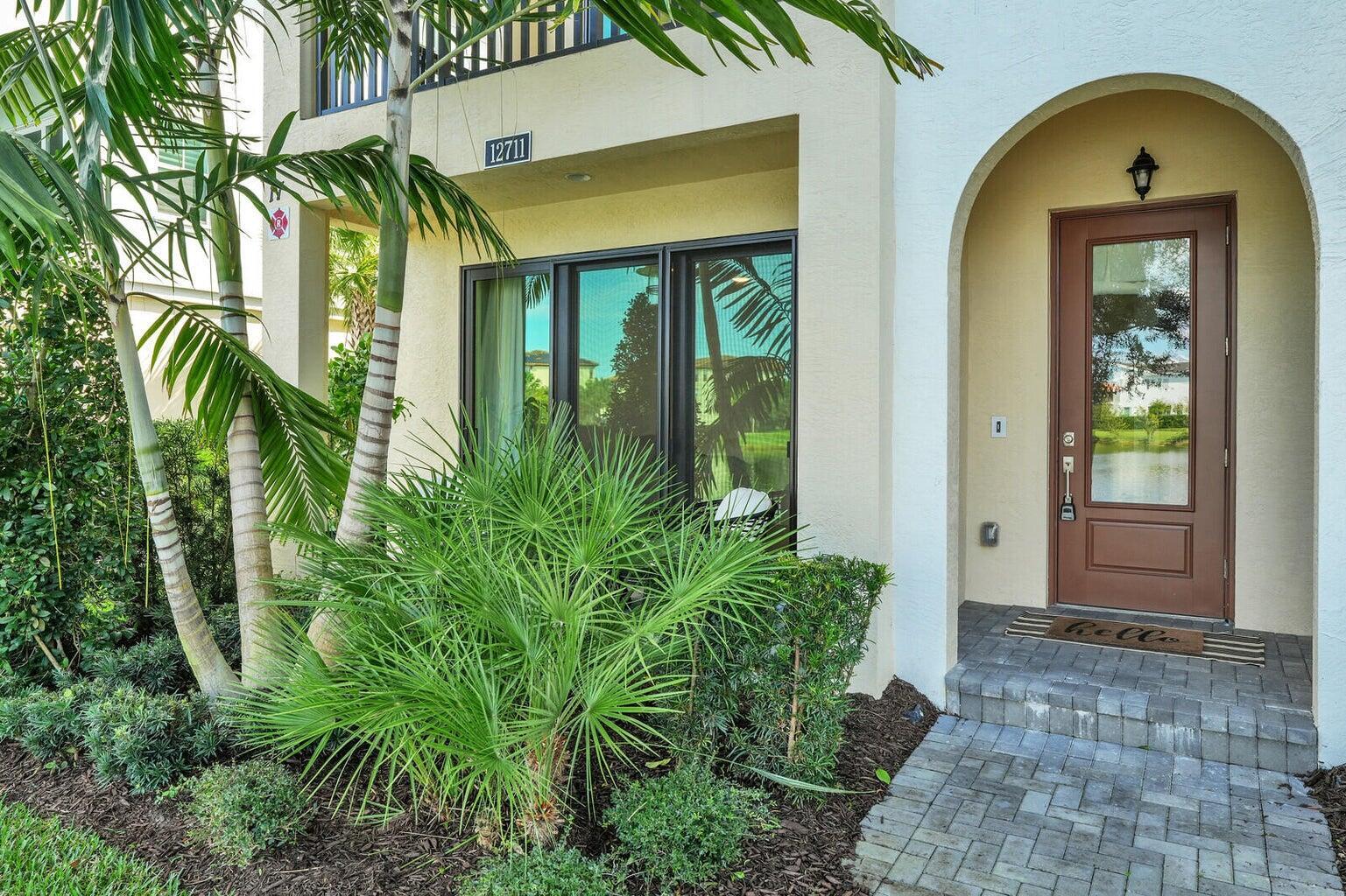 ALTON NEIGHBORHOOD - Residential Lease