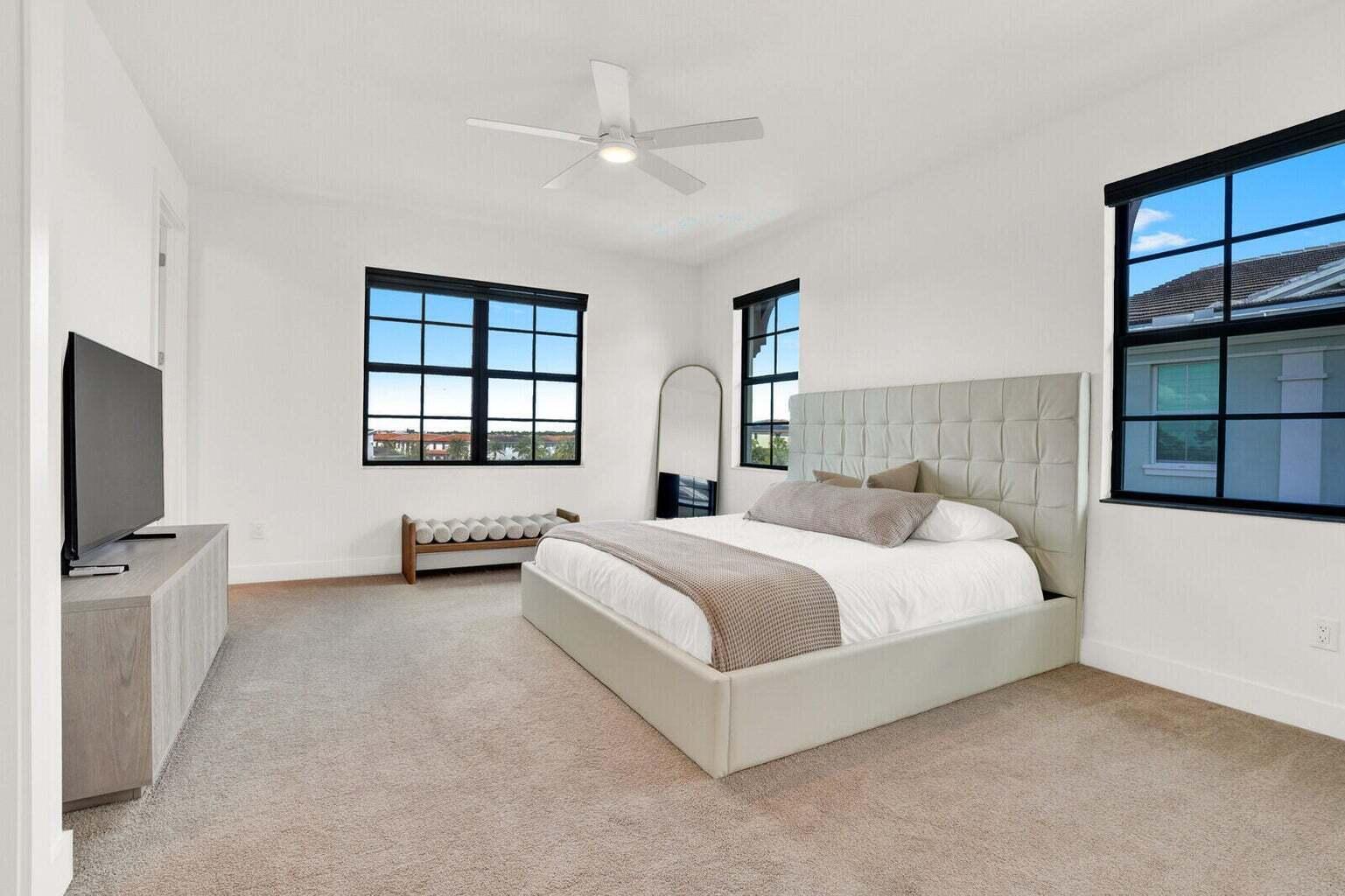 ALTON NEIGHBORHOOD - Residential Lease