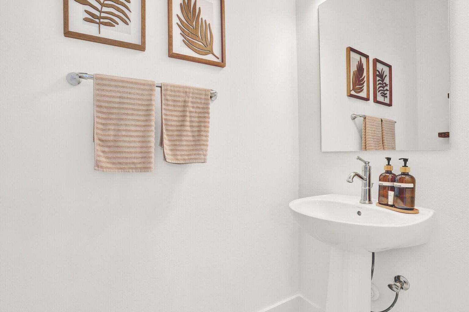 ALTON NEIGHBORHOOD - Residential Lease