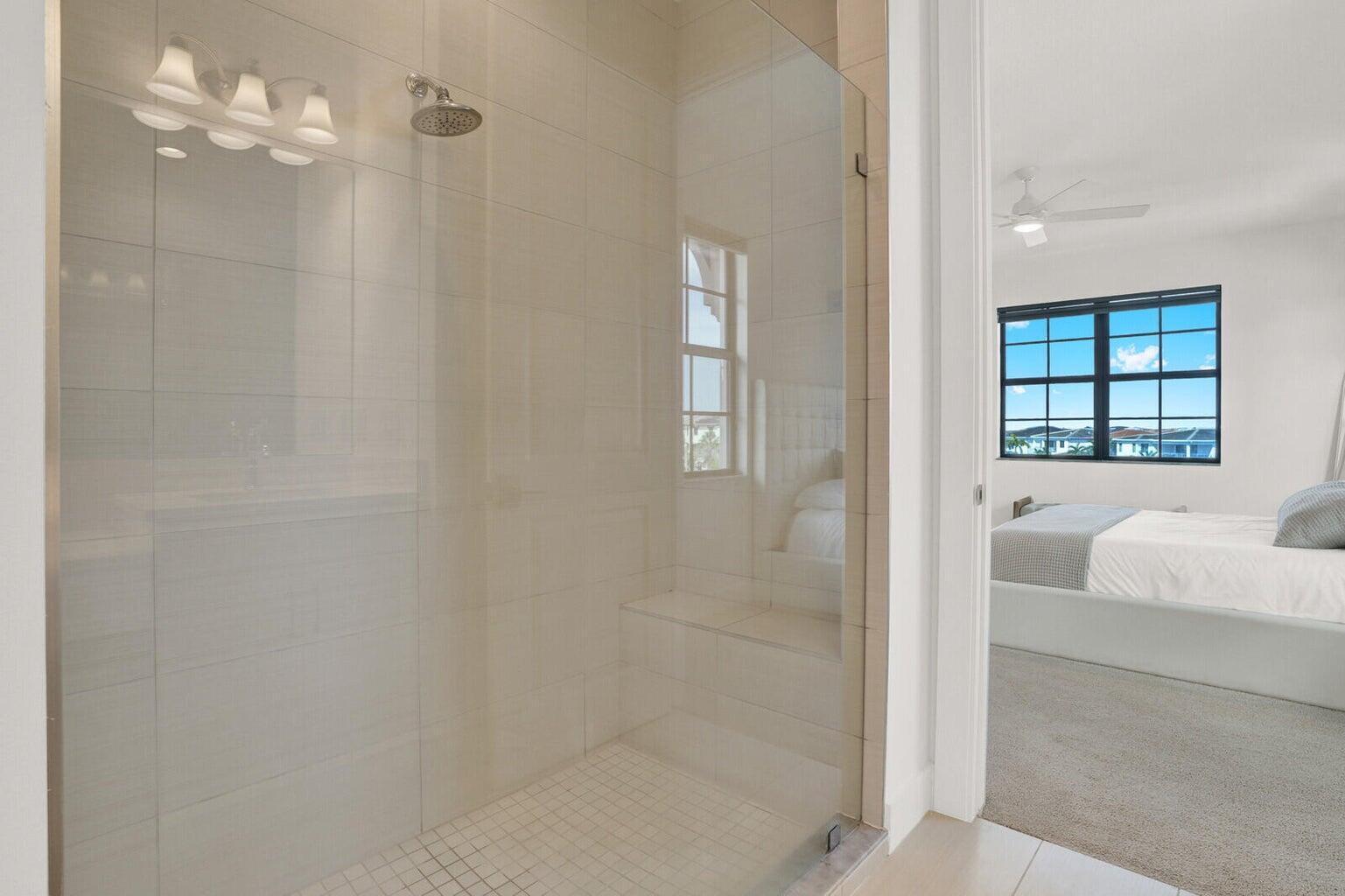 ALTON NEIGHBORHOOD - Residential Lease