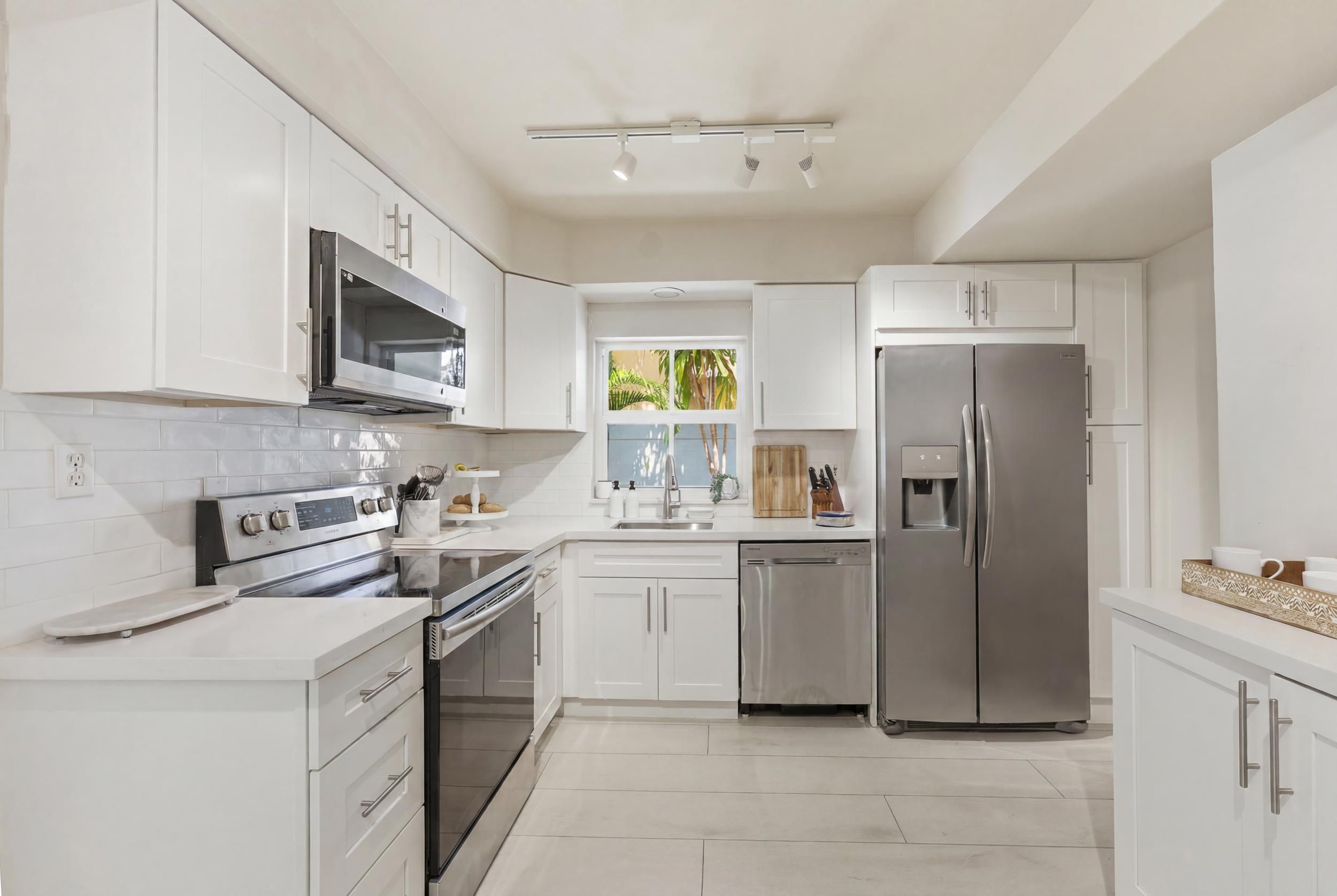 1020 SW 18th Court