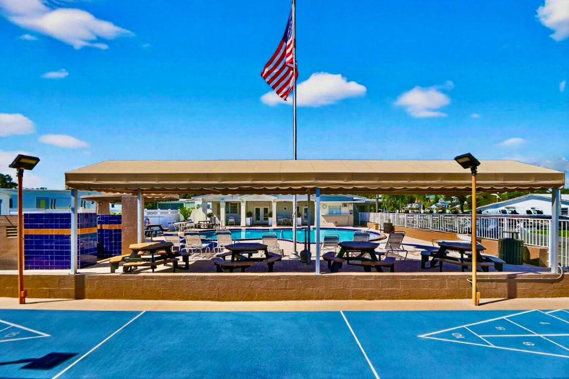 Orangebrook - Residential