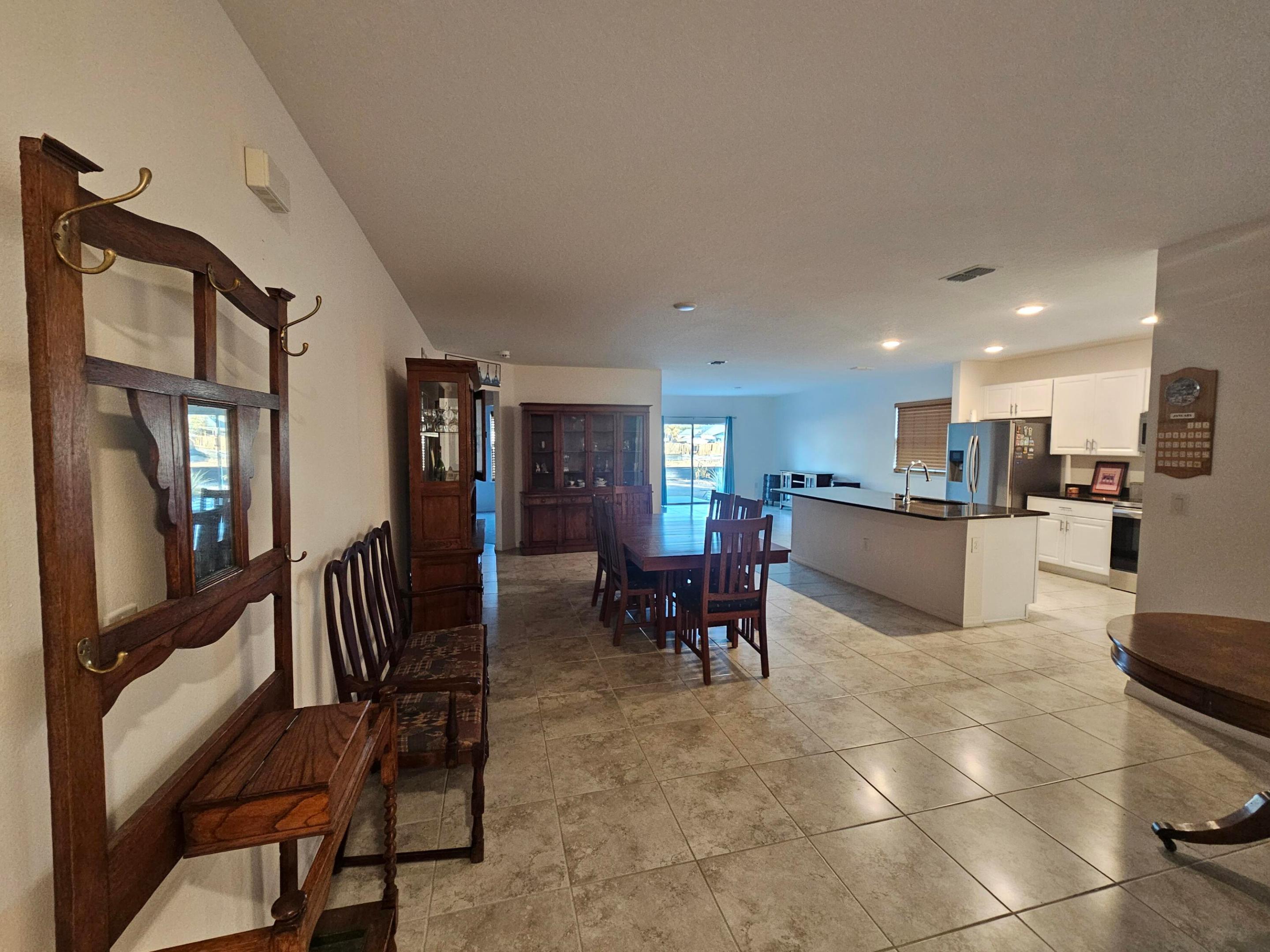 261 Wisteria Avenue NW