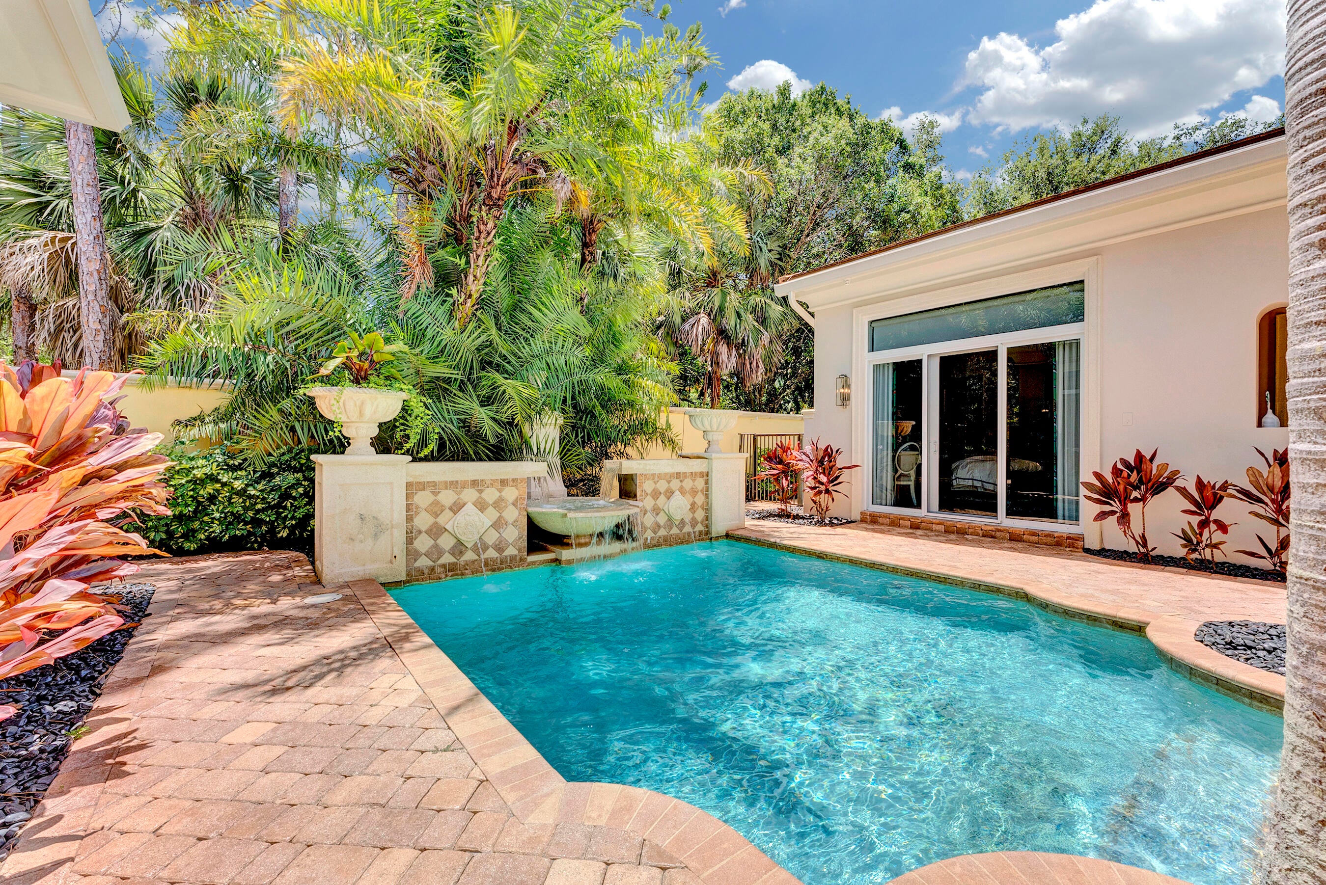 11317 Caladium Lane