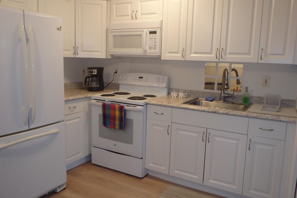 Photo of 440 SE Fini Drive, Stuart, FL 34996 (MLS # R10988832)