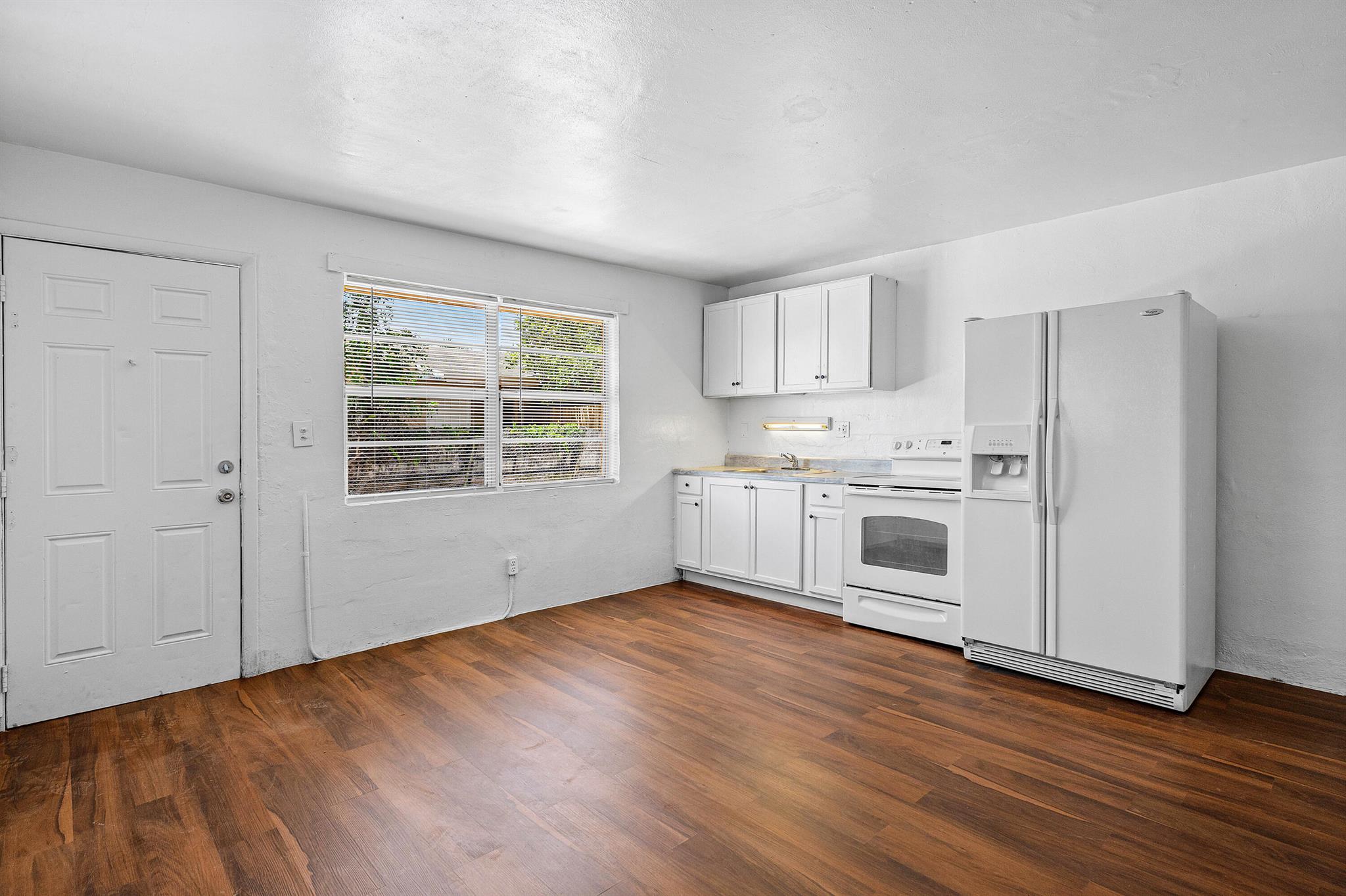 279 SW 1st Street 1-4