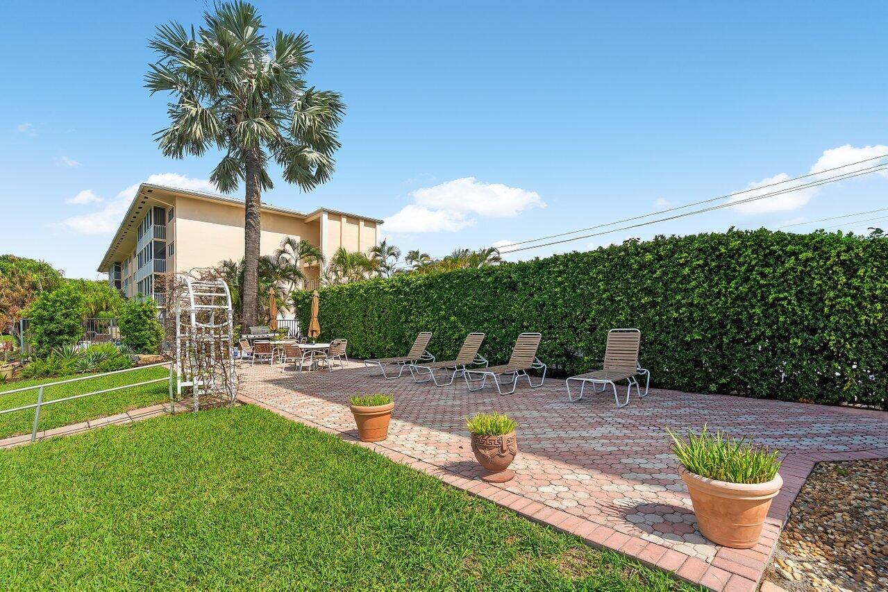 BOCA HOUSE CONDO - Residential