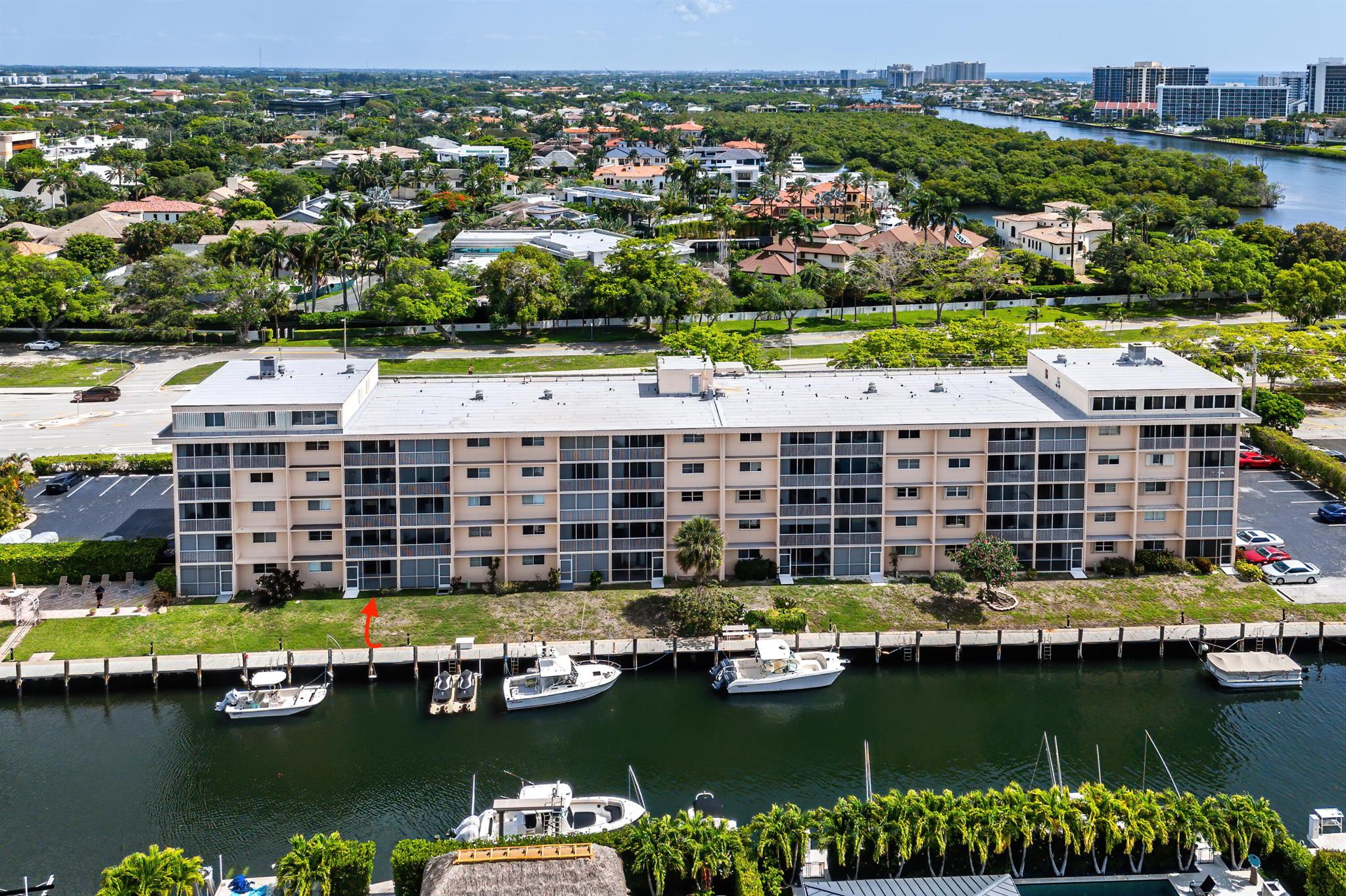 BOCA HOUSE CONDO - Residential