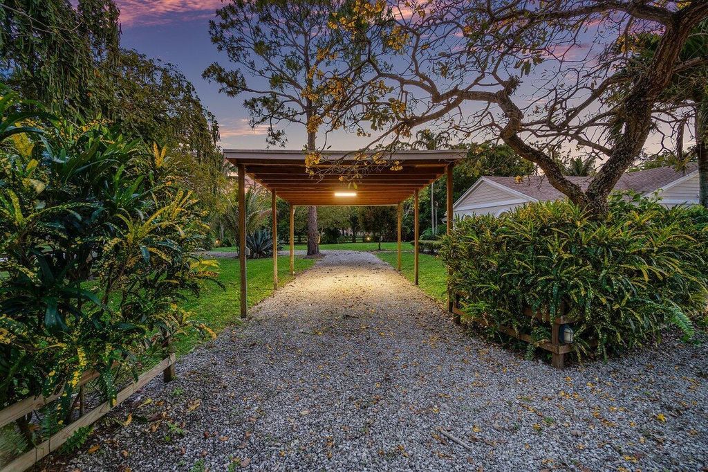 Photo of 13593 87th Street N, West Palm Beach, FL 33412 (MLS # R10972279)