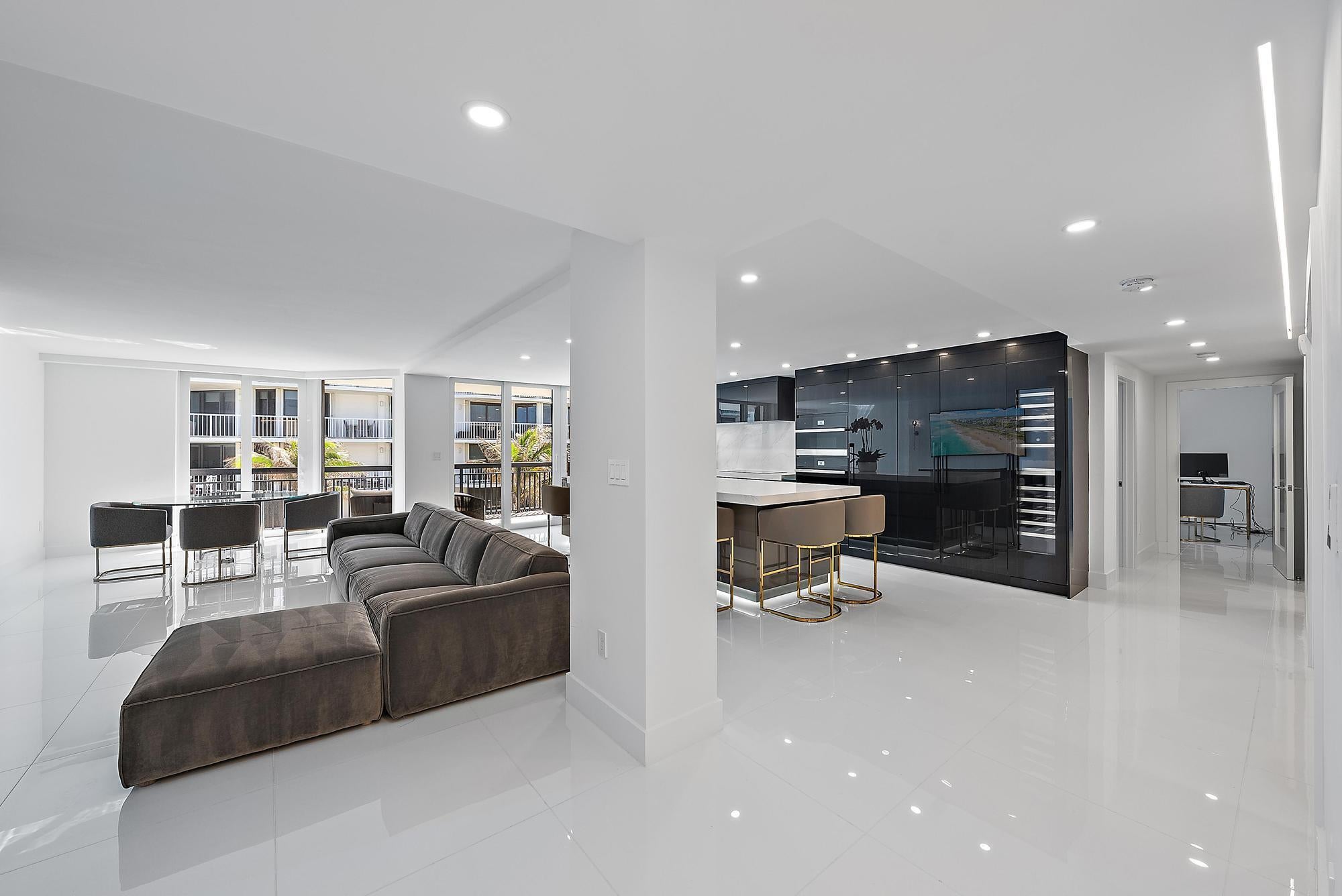 3140 S Ocean Boulevard 502S
