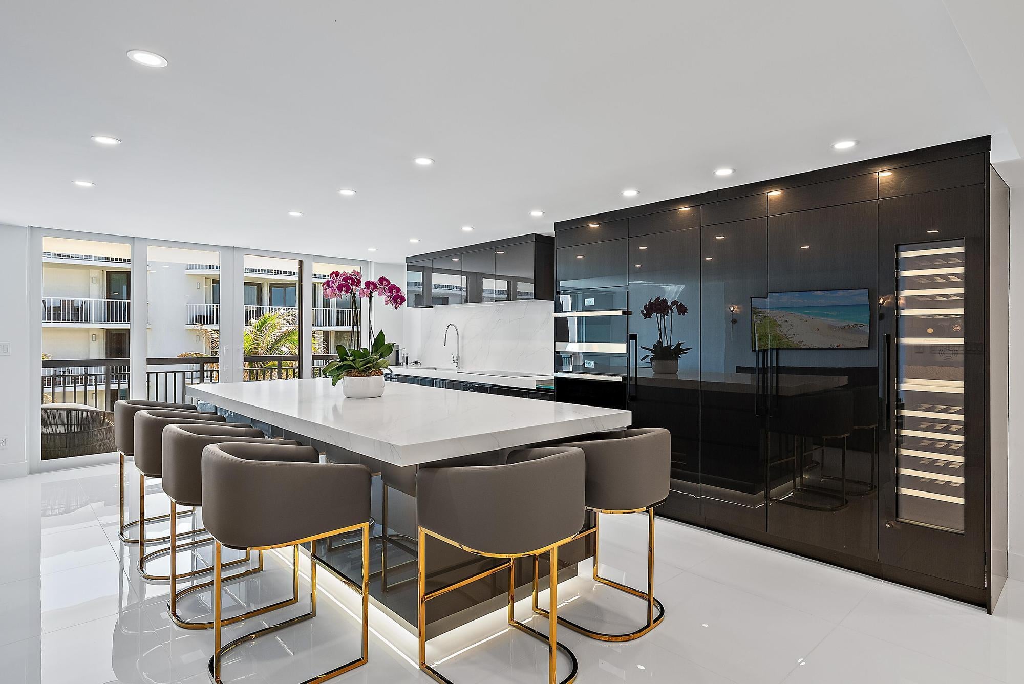 3140 S Ocean Boulevard 502S