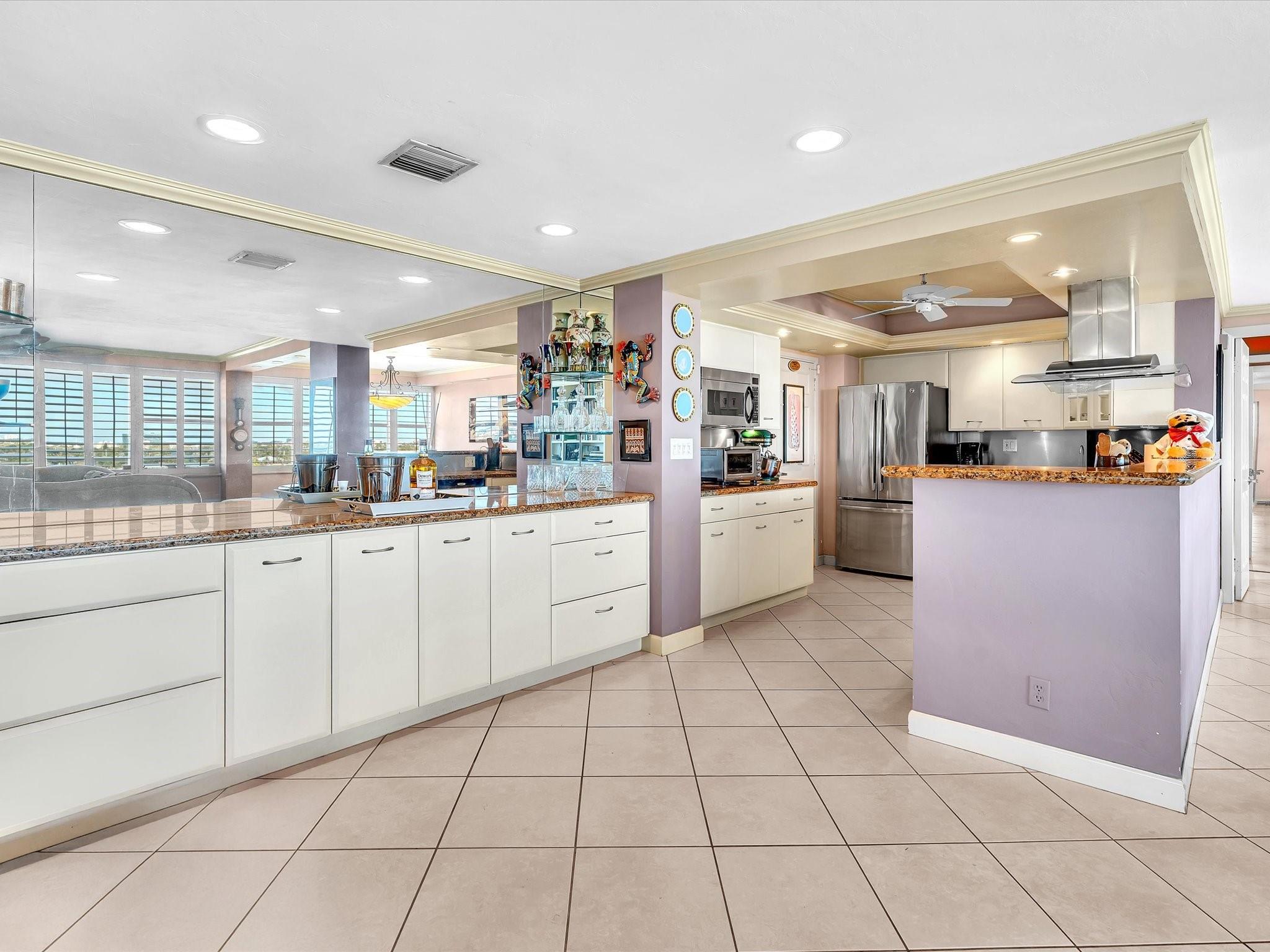 Coral Ridge Towers East - Residential