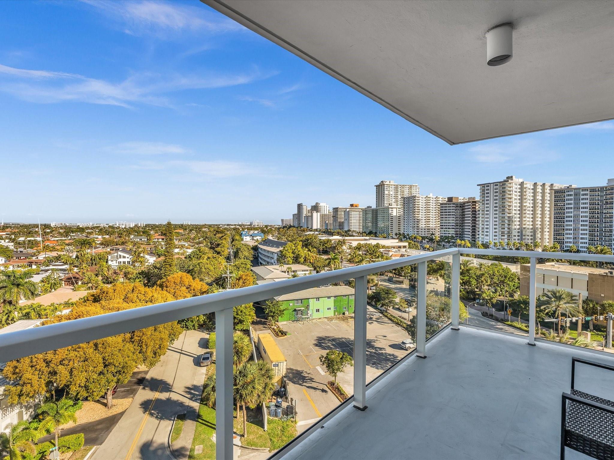 Coral Ridge Towers East - Residential