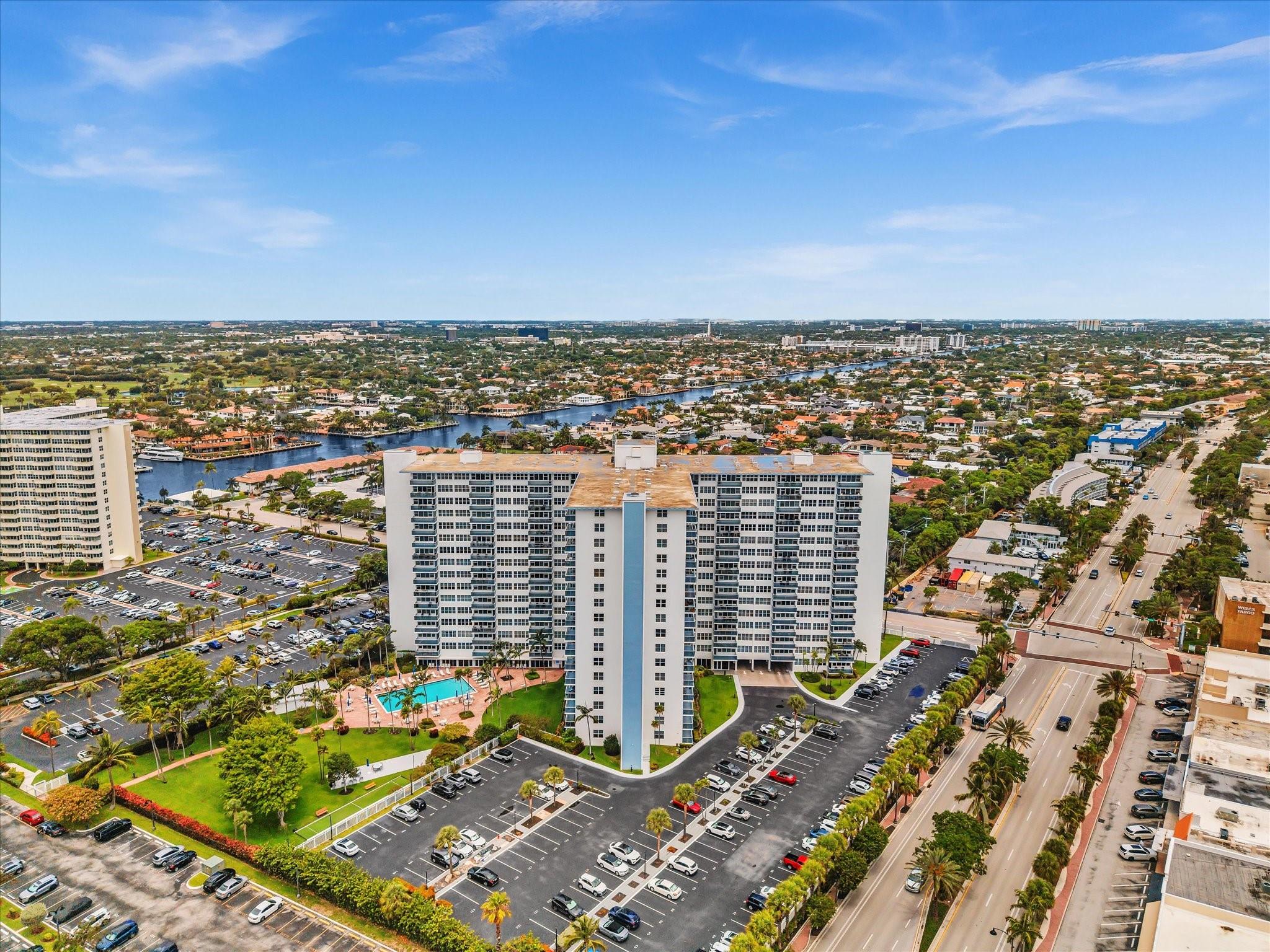 Coral Ridge Towers East - Residential