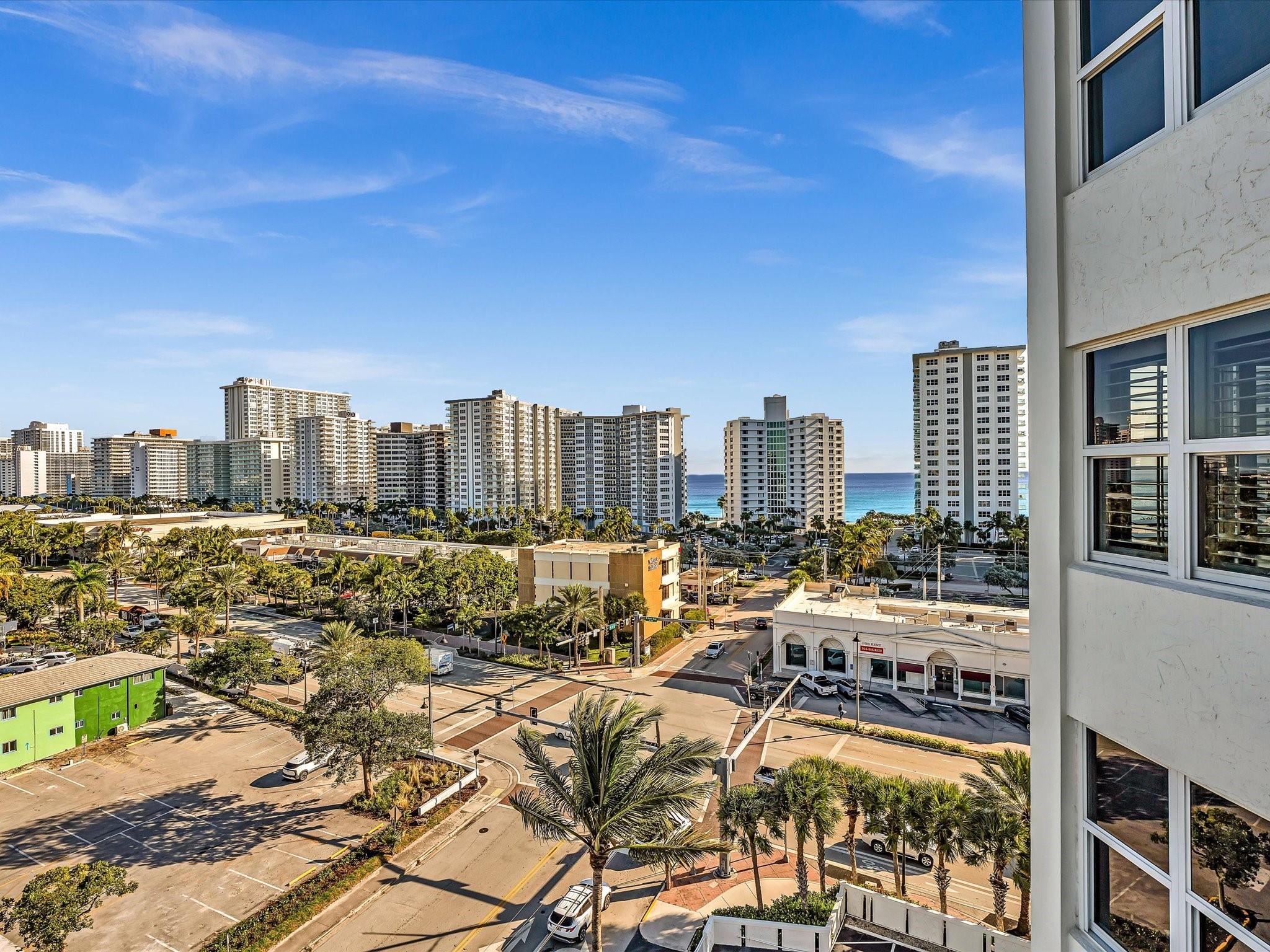 Coral Ridge Towers East - Residential