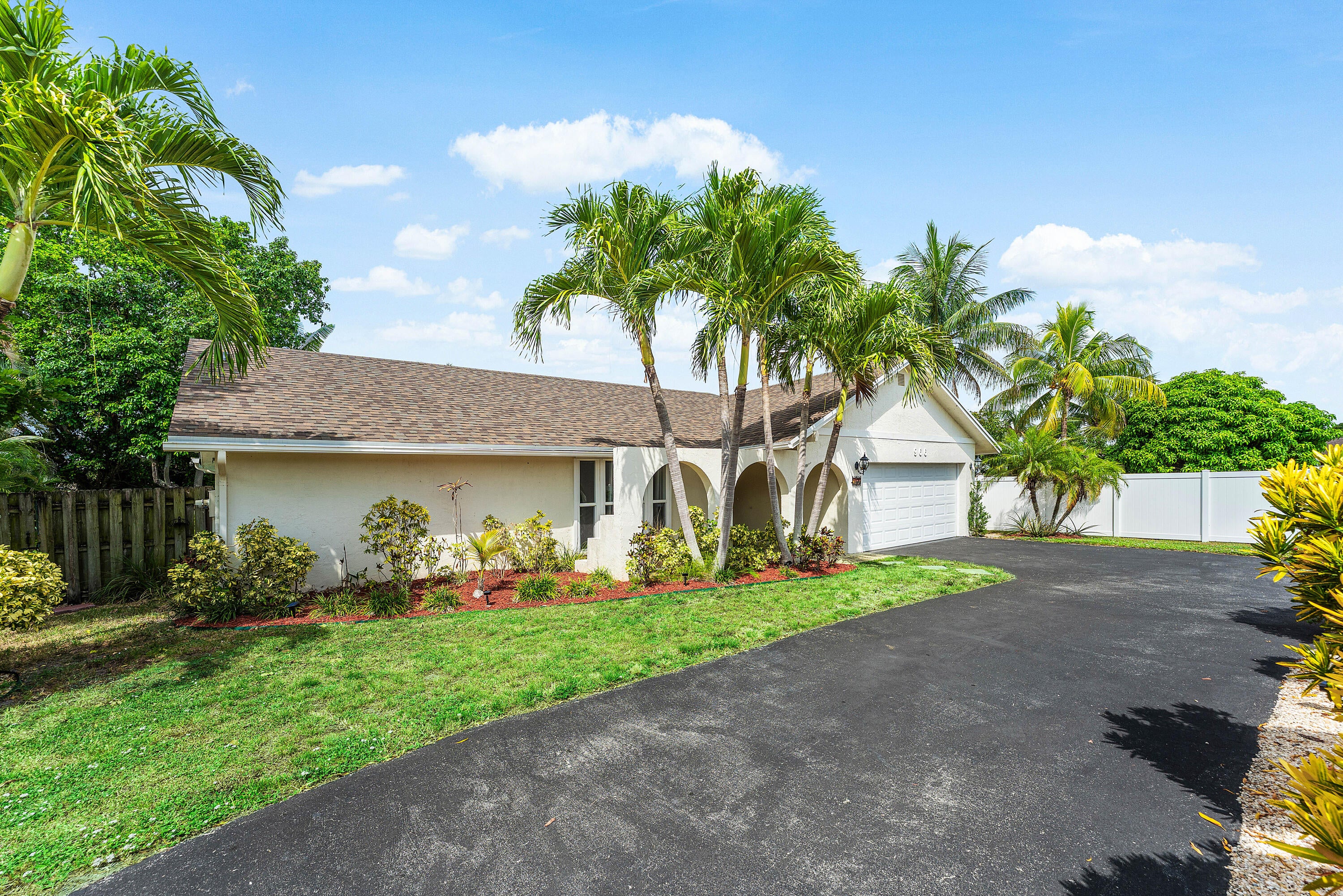 966 NW 37TH Avenue