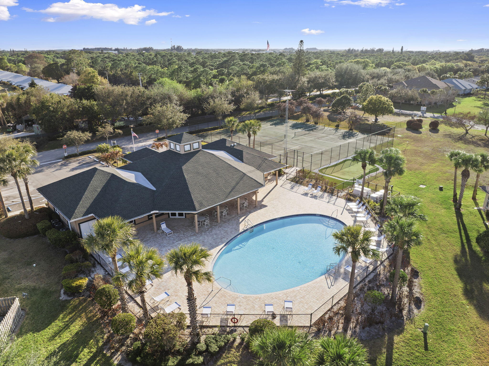 THE LAKES AT THE SAVANNAHS CONDOMINIUM - Residential