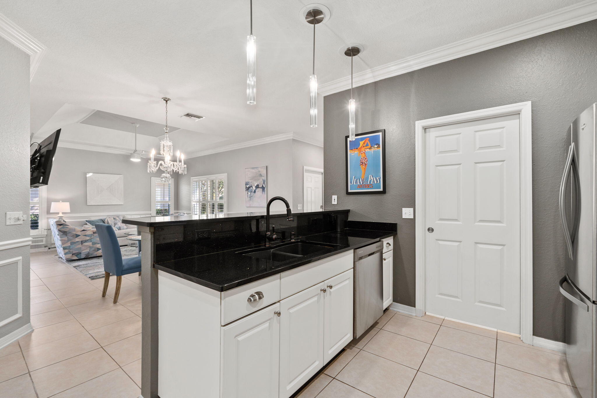 THE LAKES AT THE SAVANNAHS CONDOMINIUM - Residential