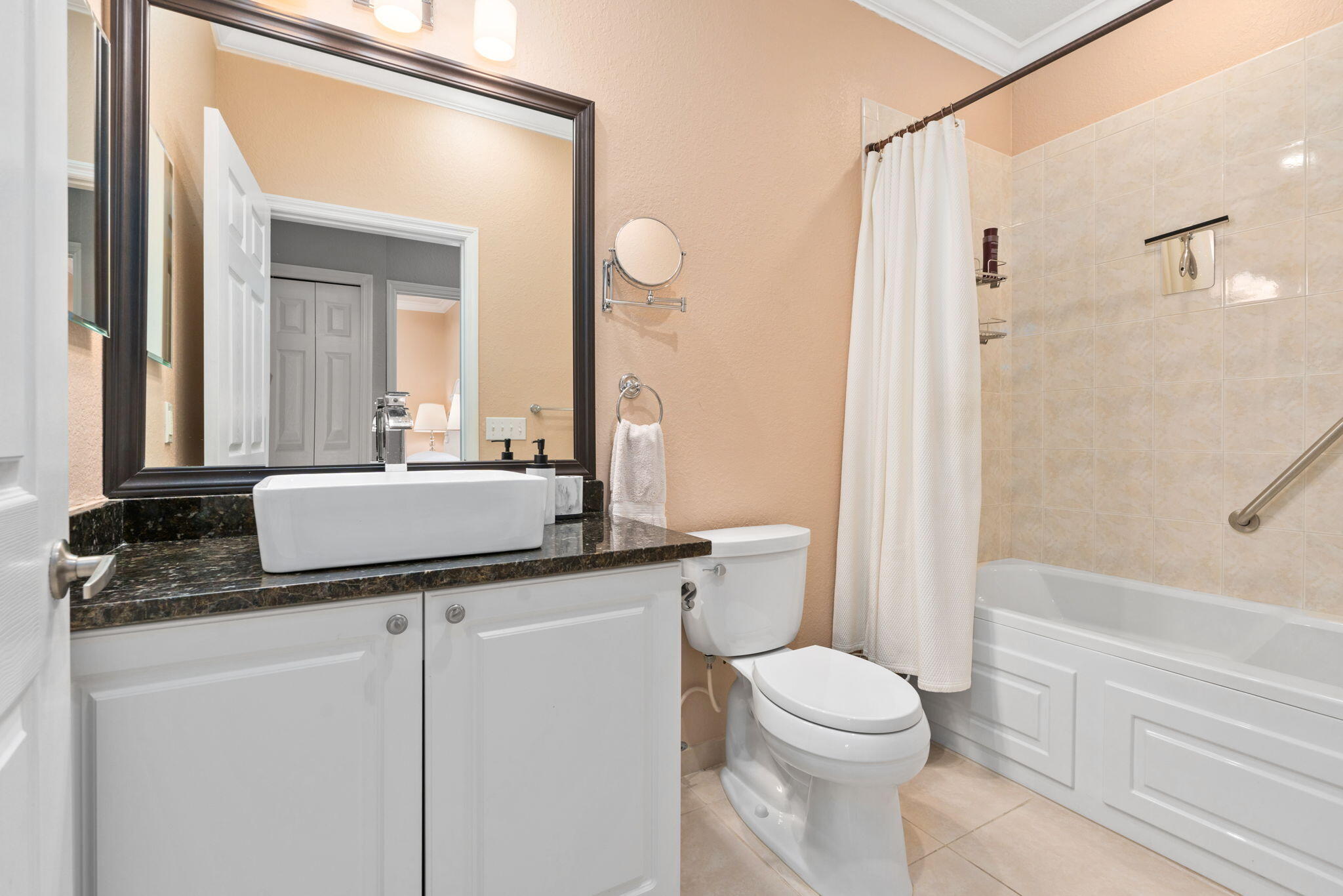 THE LAKES AT THE SAVANNAHS CONDOMINIUM - Residential