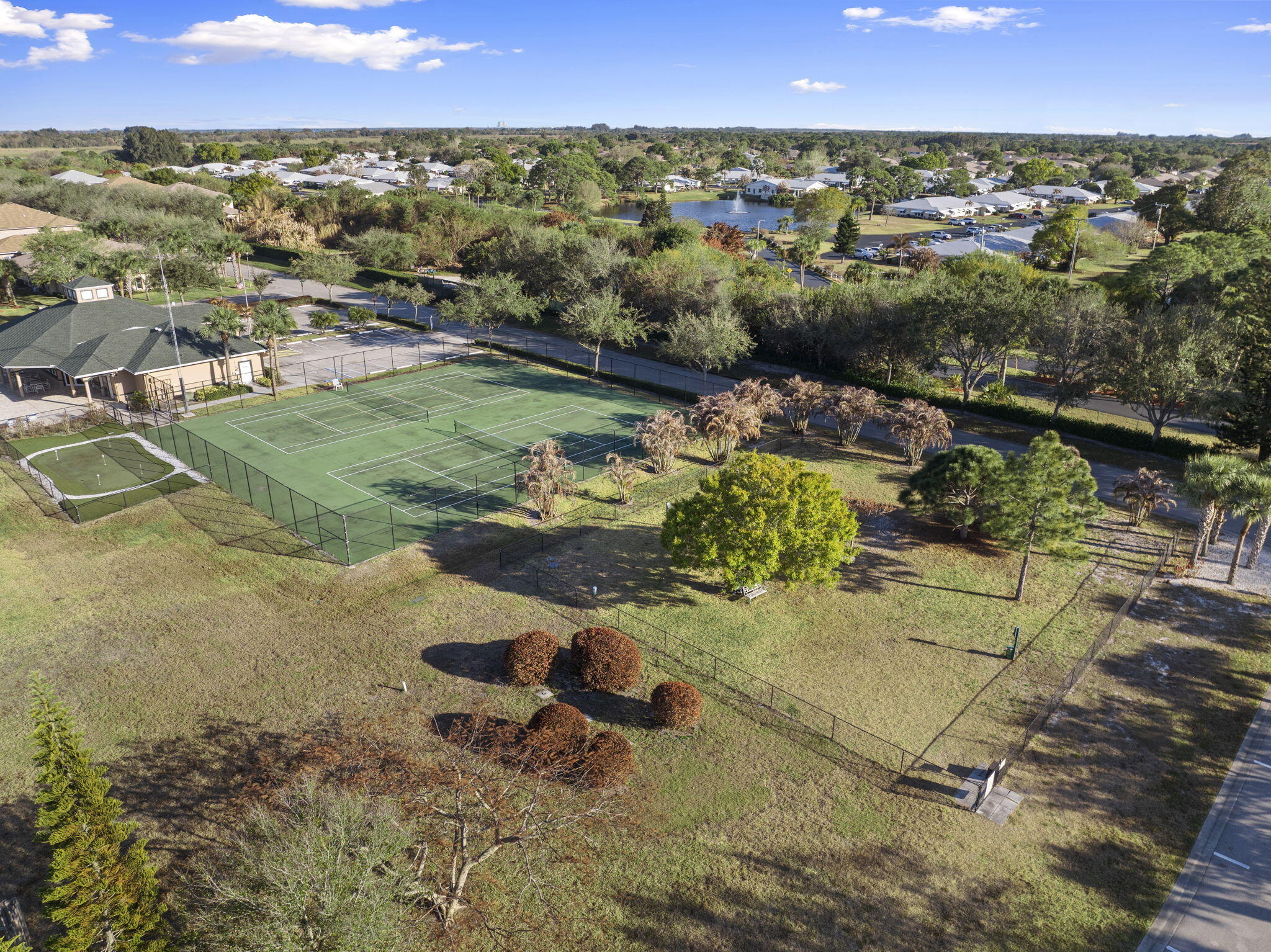 THE LAKES AT THE SAVANNAHS CONDOMINIUM - Residential