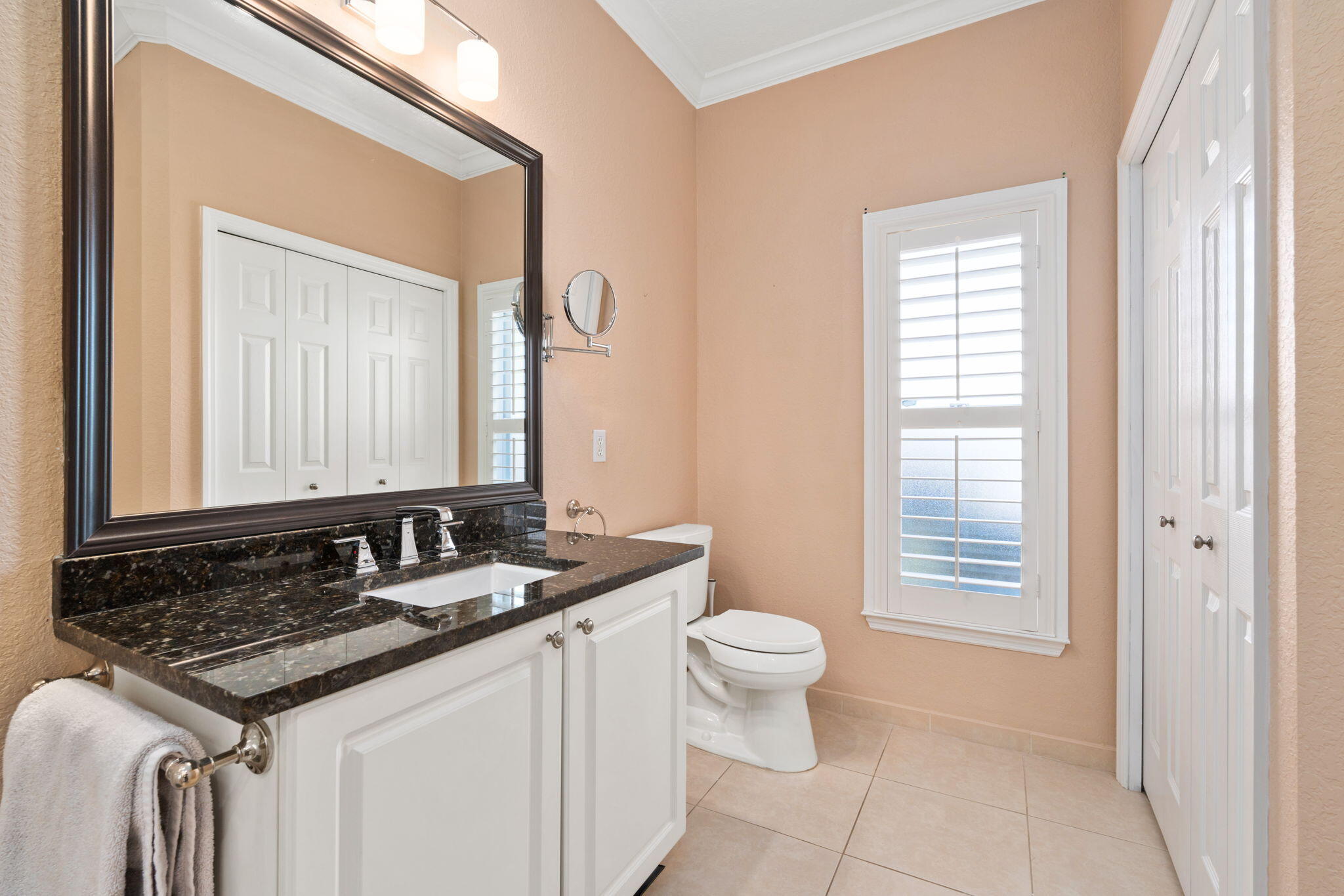 THE LAKES AT THE SAVANNAHS CONDOMINIUM - Residential