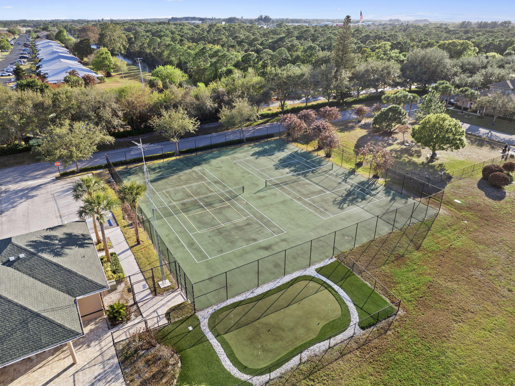 THE LAKES AT THE SAVANNAHS CONDOMINIUM - Residential