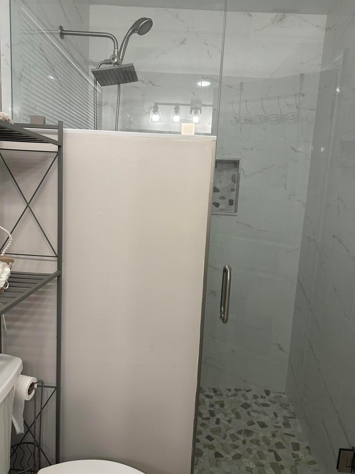 WELLINGTON TR 42B - Residential Lease