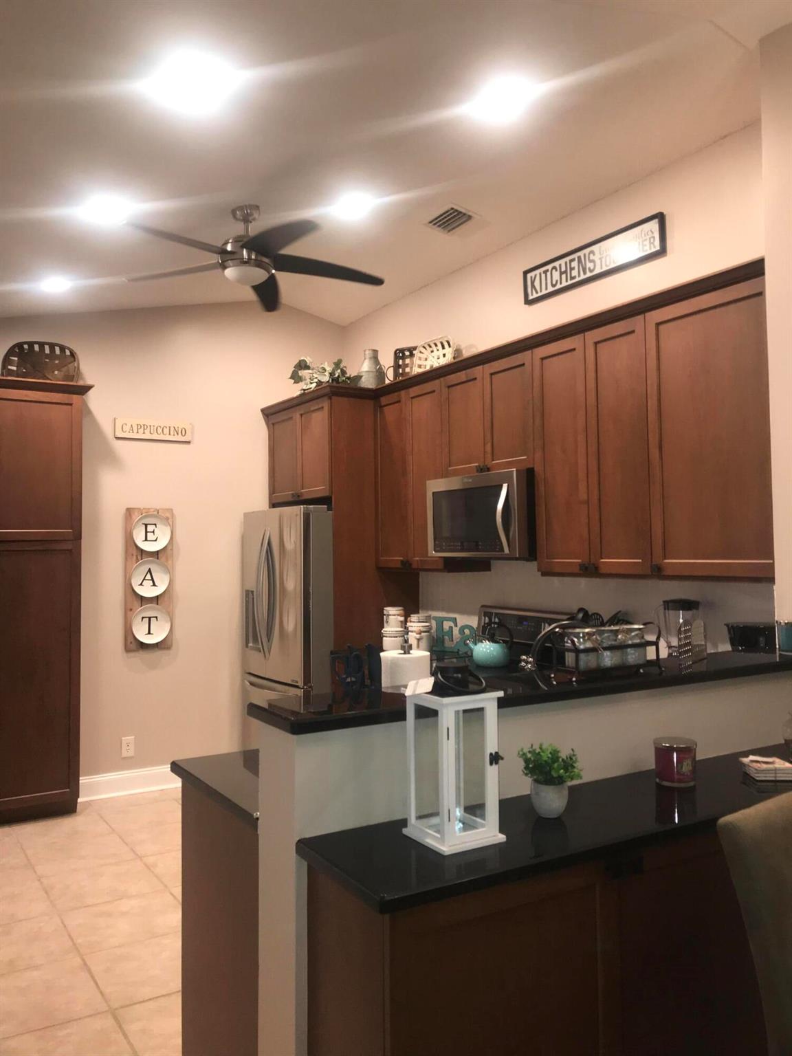 WELLINGTON TR 42B - Residential Lease