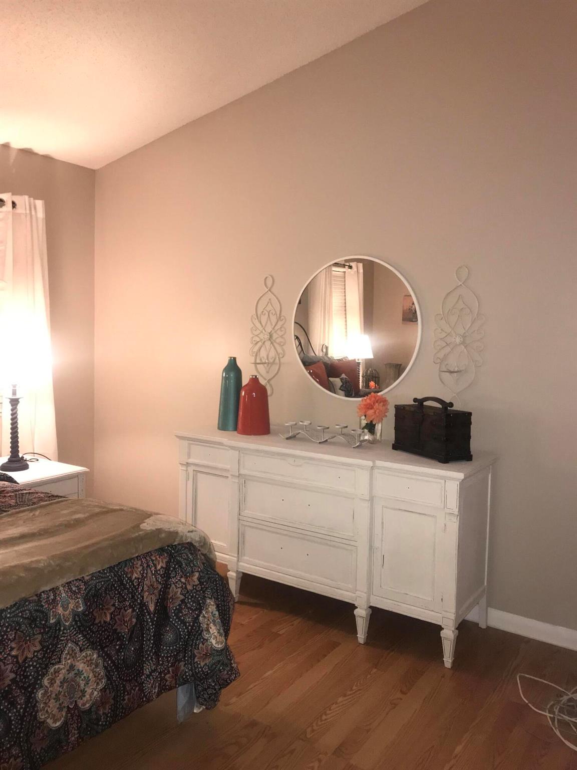 WELLINGTON TR 42B - Residential Lease