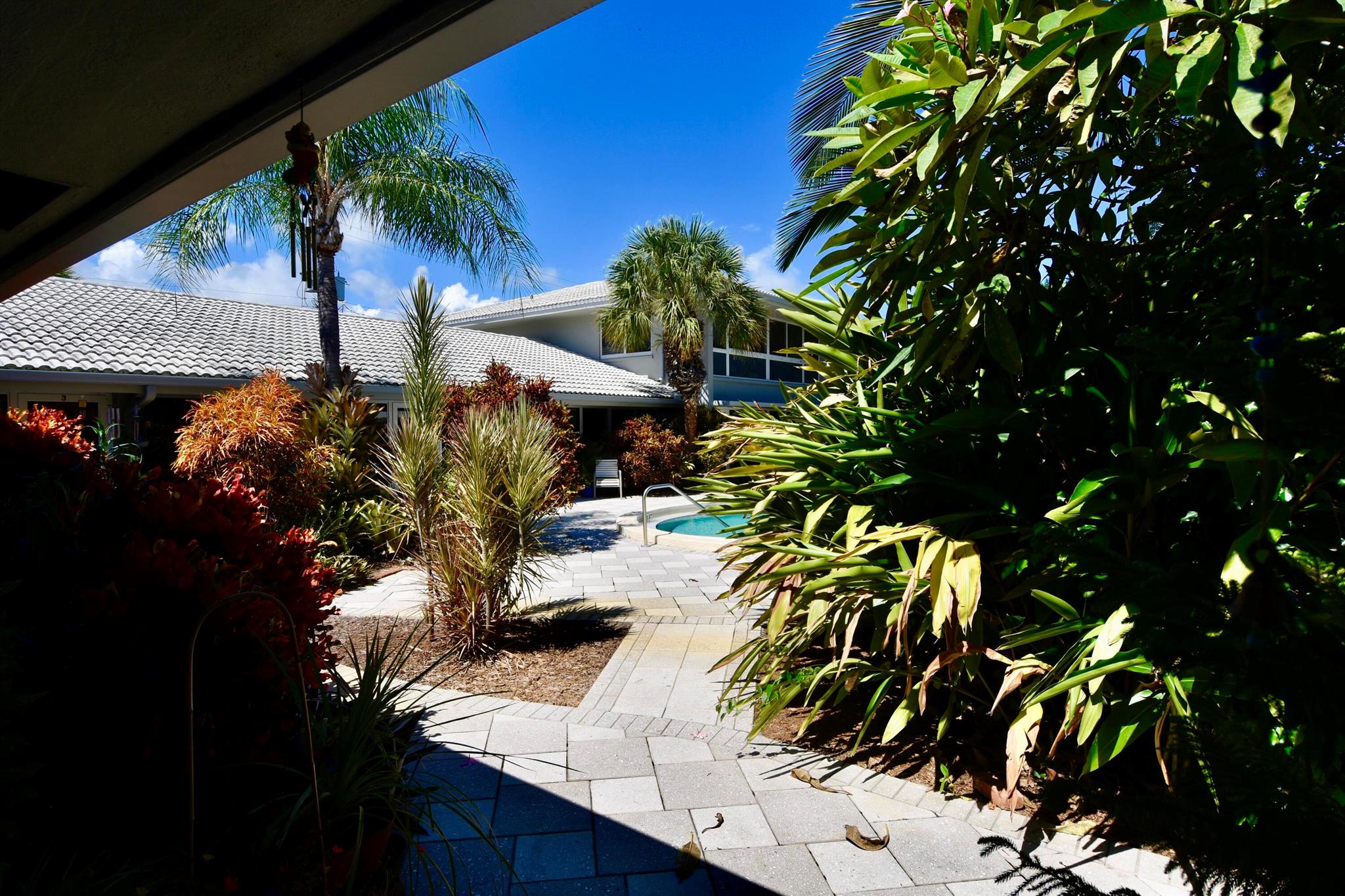 Coral Ridge - Commercial Sale